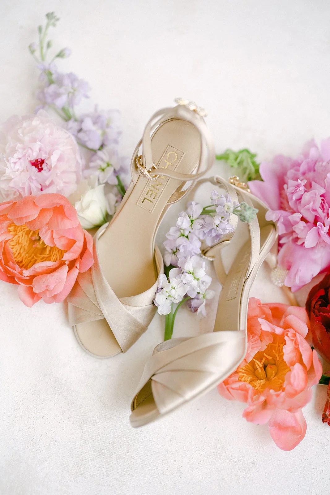 1. Bride Get Ready_SunnyLeePhoto-11.jpg