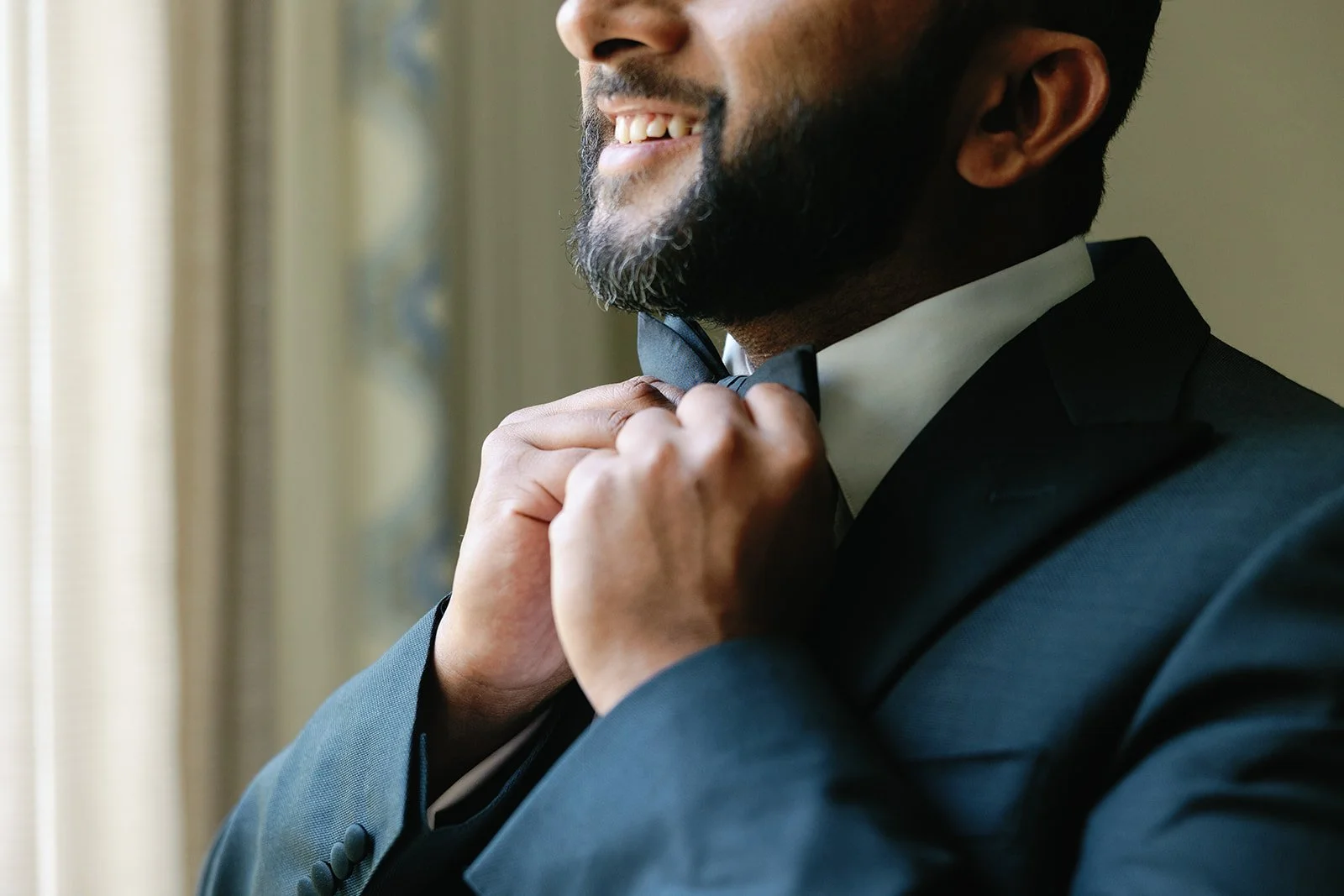 2. Groom Get Ready_SunnyLeePhoto-37.jpg