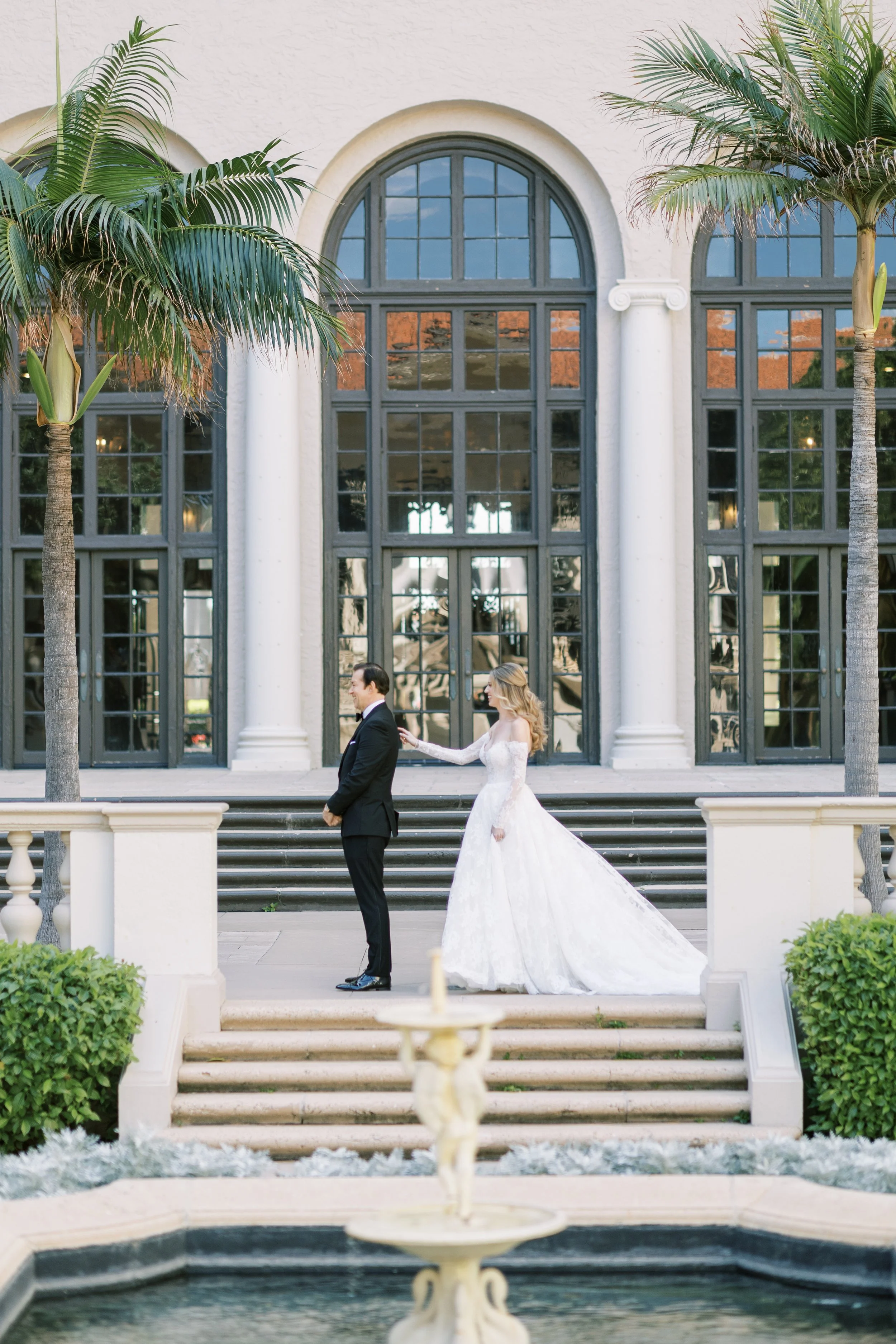3. First Look_SunnyLeePhoto-10.jpg