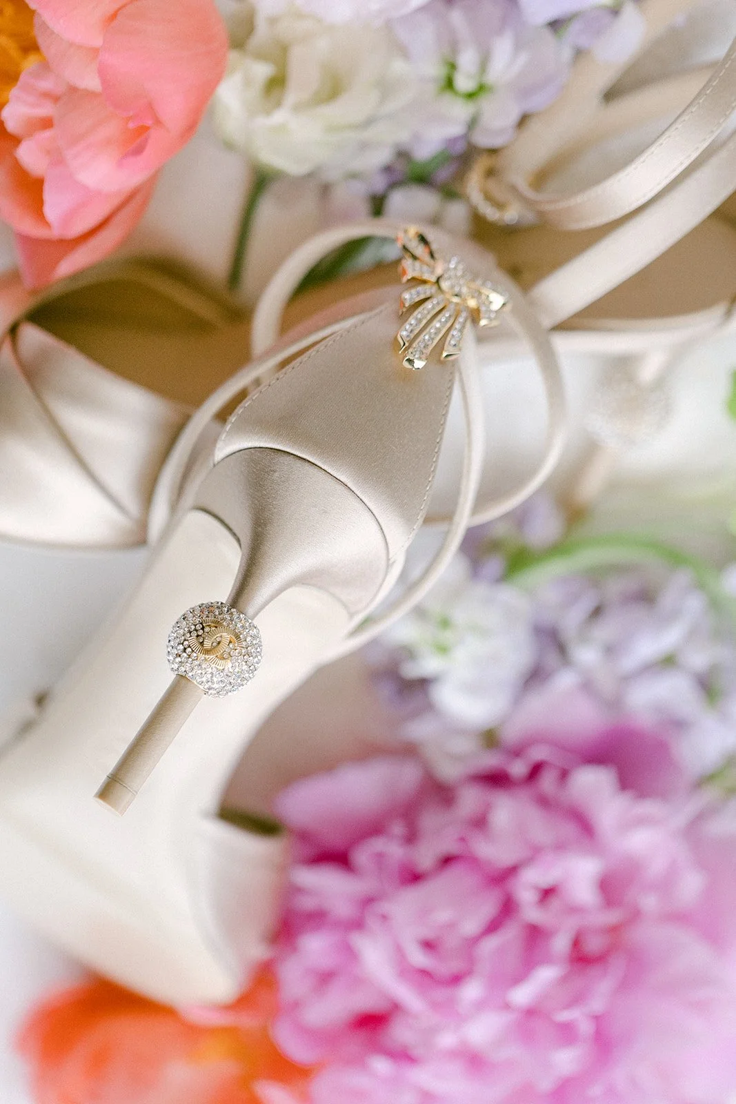 1. Bride Get Ready_SunnyLeePhoto-9.jpg