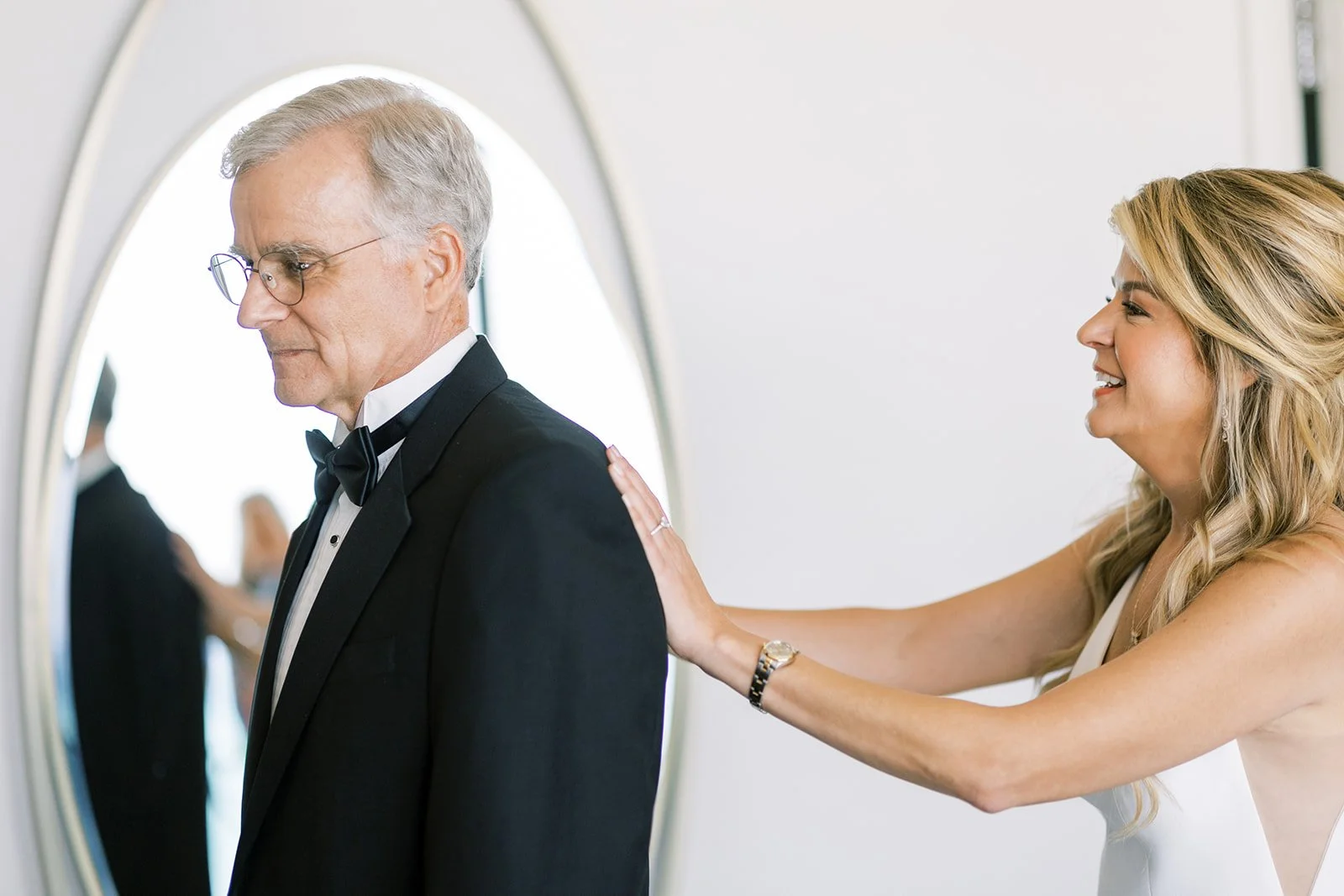 1. Bride Get Ready_SunnyLeePhoto-195.jpg