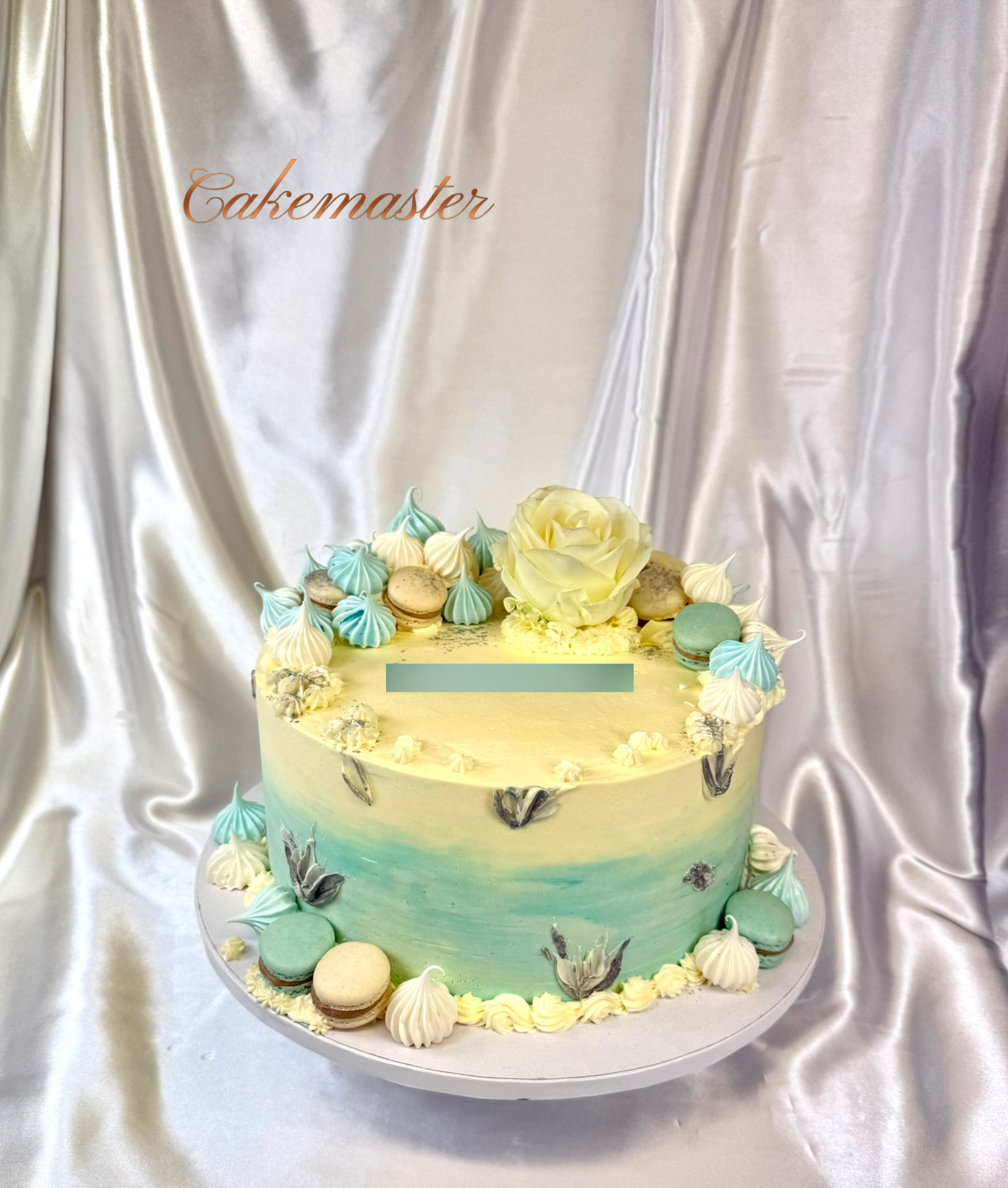 Pojan nimiäiskakku Helsingissä | Cakemaster