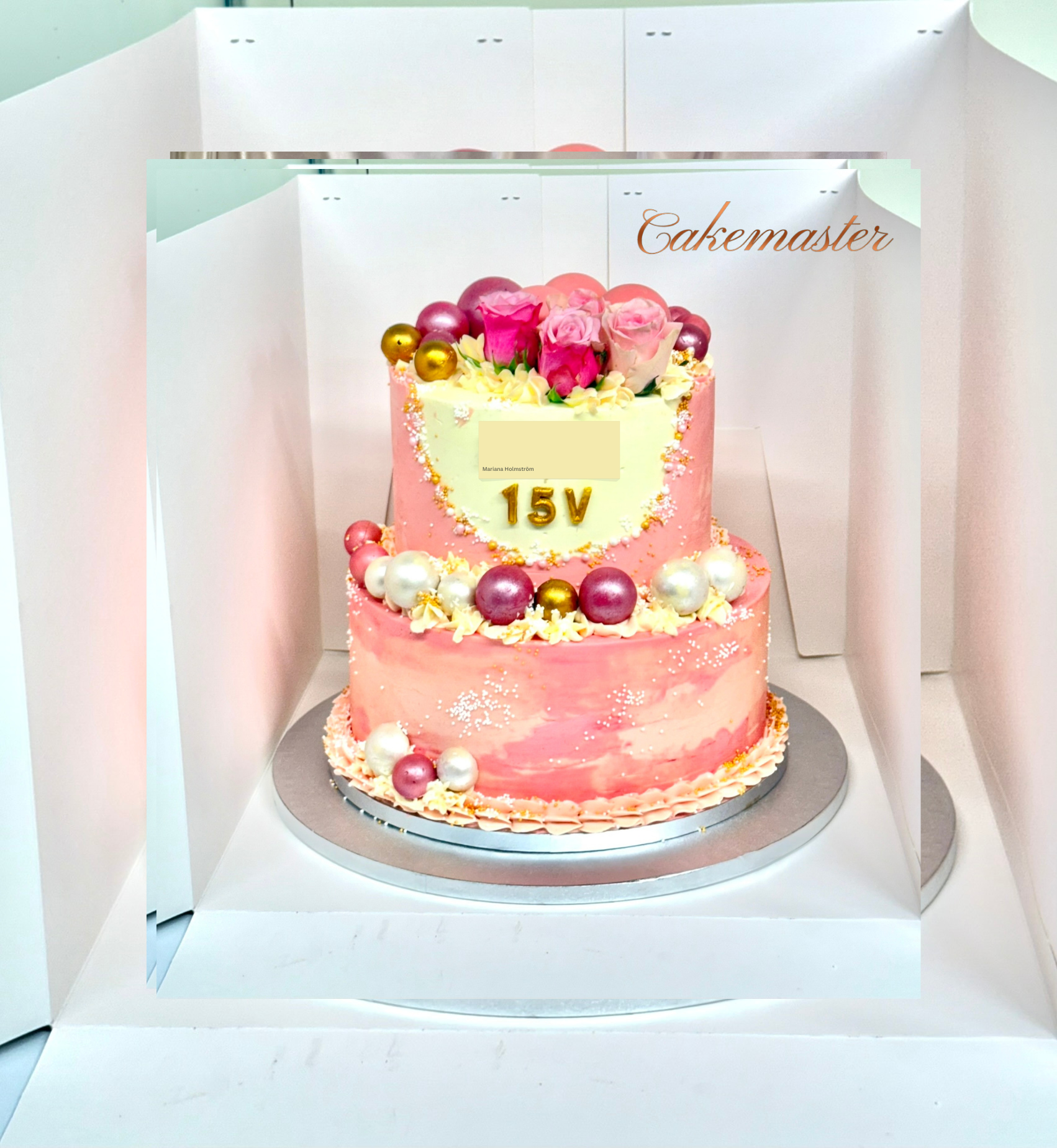 Helsingissä käsin valmistettu synttärikakku Tilauskakku Helsinki Kakkutilaus Helsinki Syntymäpäiväkakku Helsinki Tilauskakku Helsingissä | Cakemaster