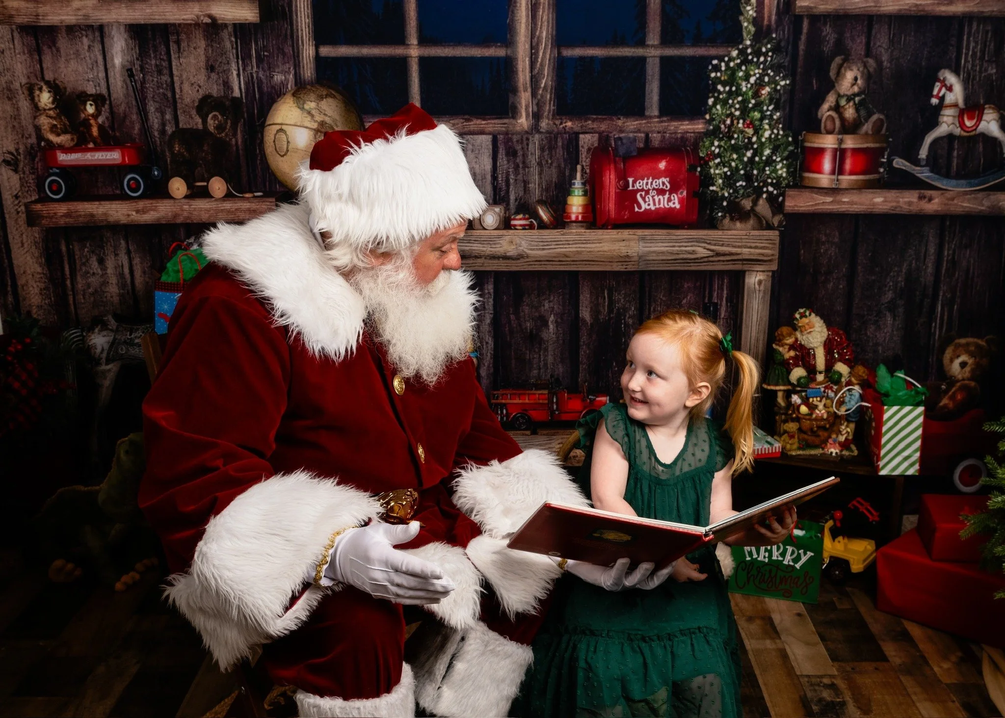 Don't worry, you didn't miss your chance! More spots were added to the Santa Experience &amp; Portraits event on Sunday, December 7. But hurry they will not be available for long!

Its not just a photo session, it is all things Christmas with Santa. 