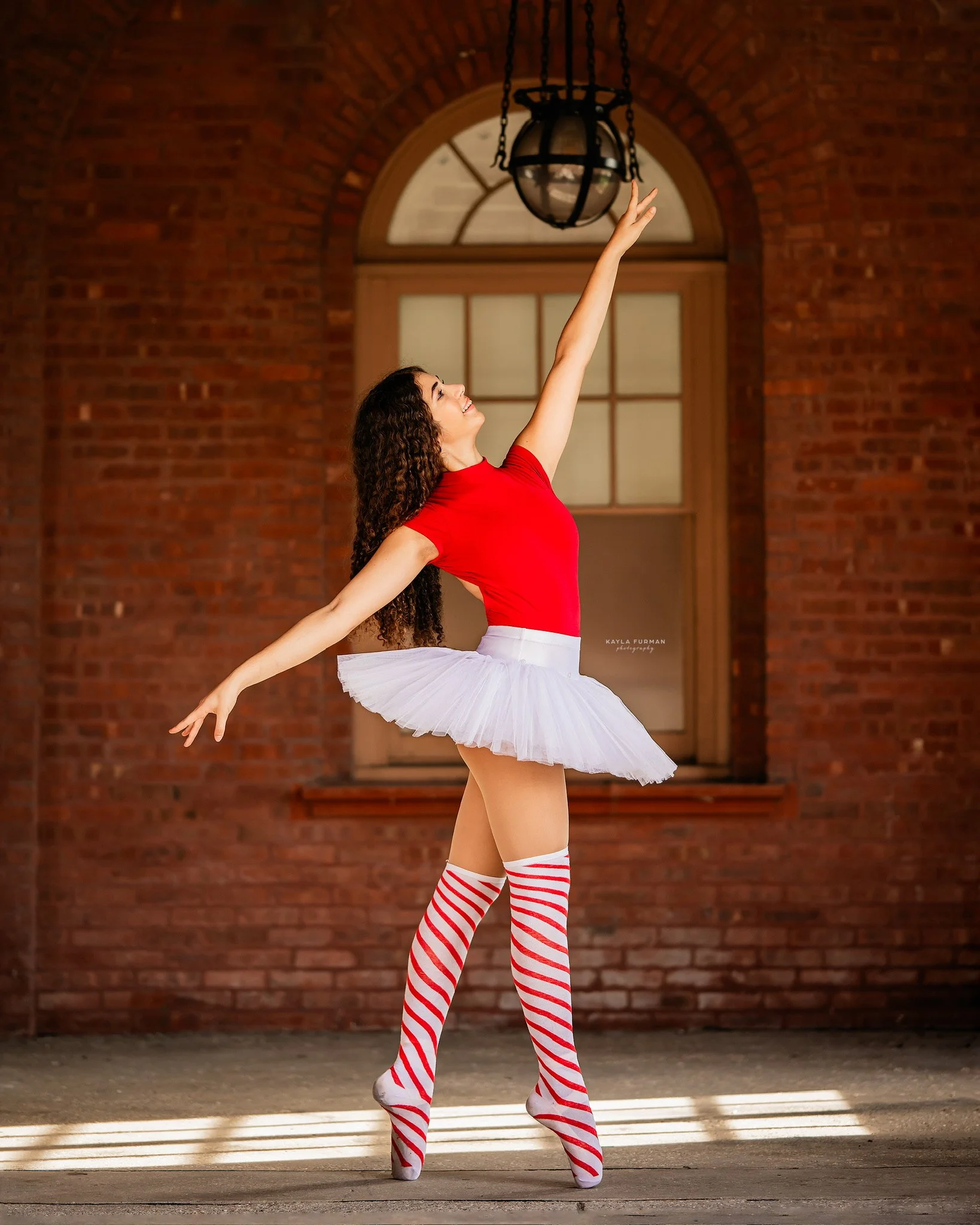 She makes it look effortless. Loved capturing her dancer heart. ✨