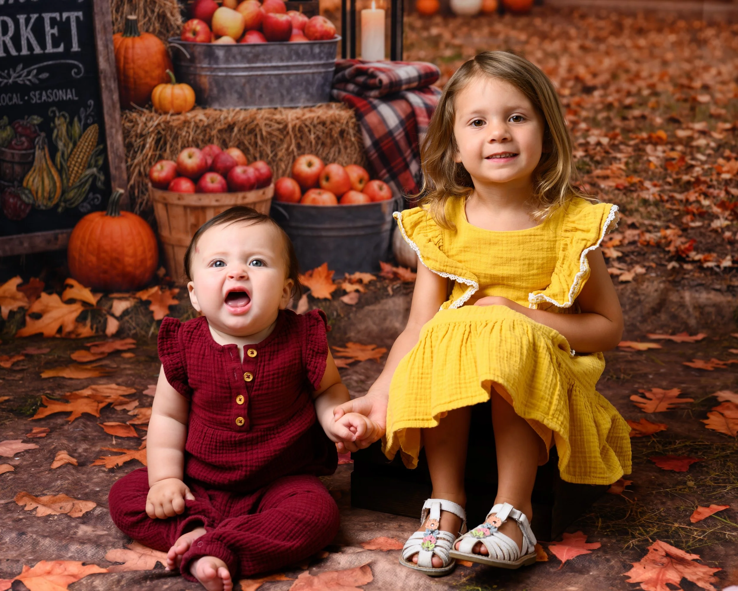 🍂 FALL AT THE STUDIO IS OPEN! 🍂

The barn is up, the pumpkins are out, and we&rsquo;re officially pretending it feels like fall in Florida. 😂

These are quick, easy 10&ndash;15 minute sessions for the kids OR the whole family&mdash;starting at jus