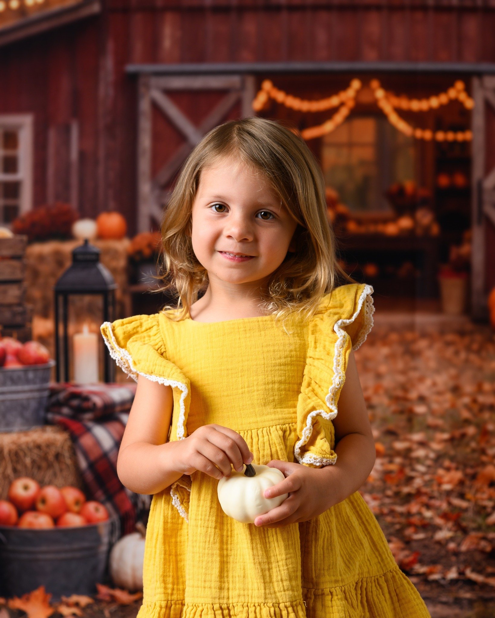 🍂 Something FALL is coming tomorrow&hellip;

The barn is up. The pumpkins are out. And for once, we can pretend it&rsquo;s fall in Florida without sweating through family pictures. 😂🙌🏻

Quick. Easy. Starting at just $75.

Andddd I&rsquo;m adding 