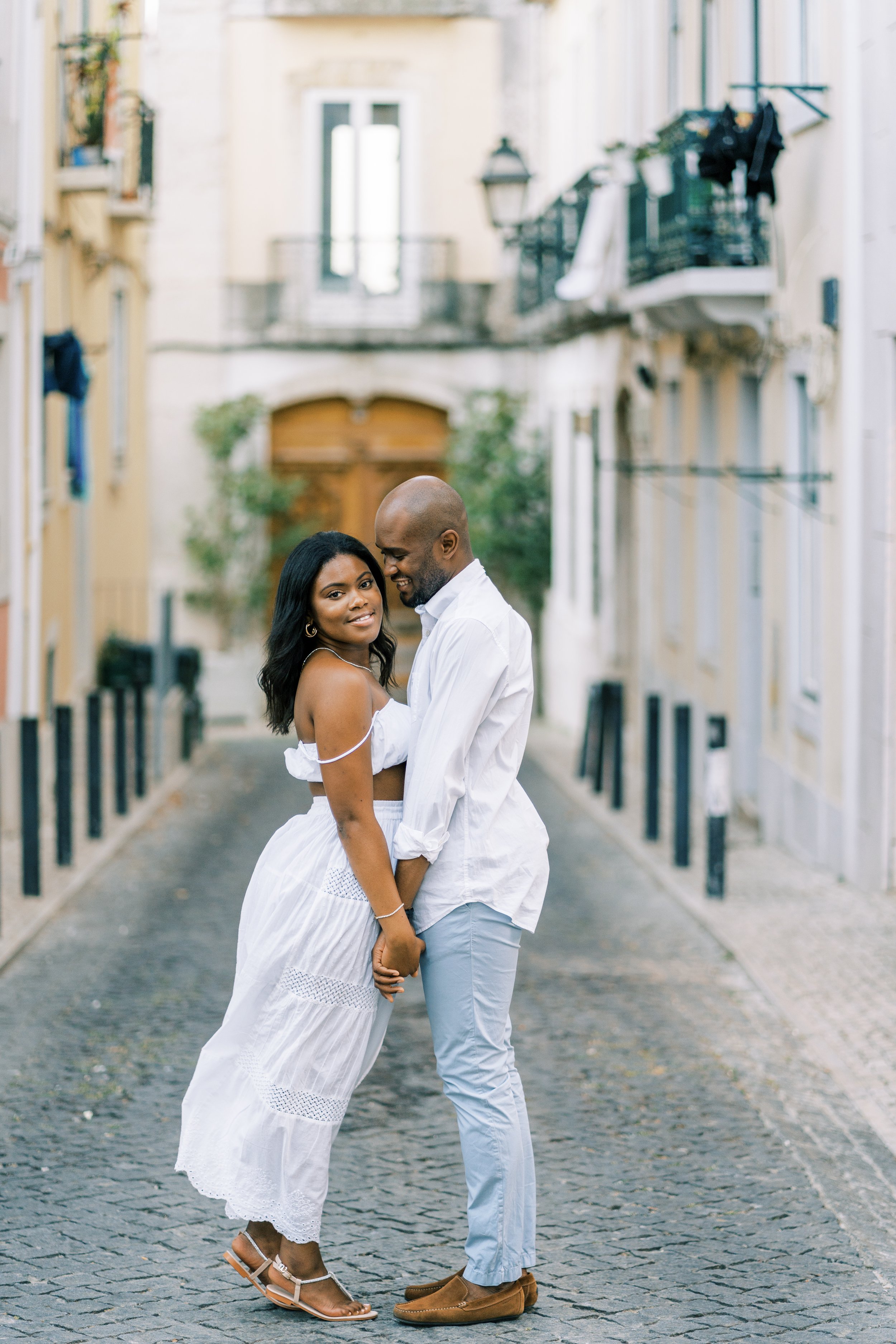 Bruna_Anercio_Couples_Photoshoot_Portugal_Catia_Dombaxe_Traveller_Europe34.jpg
