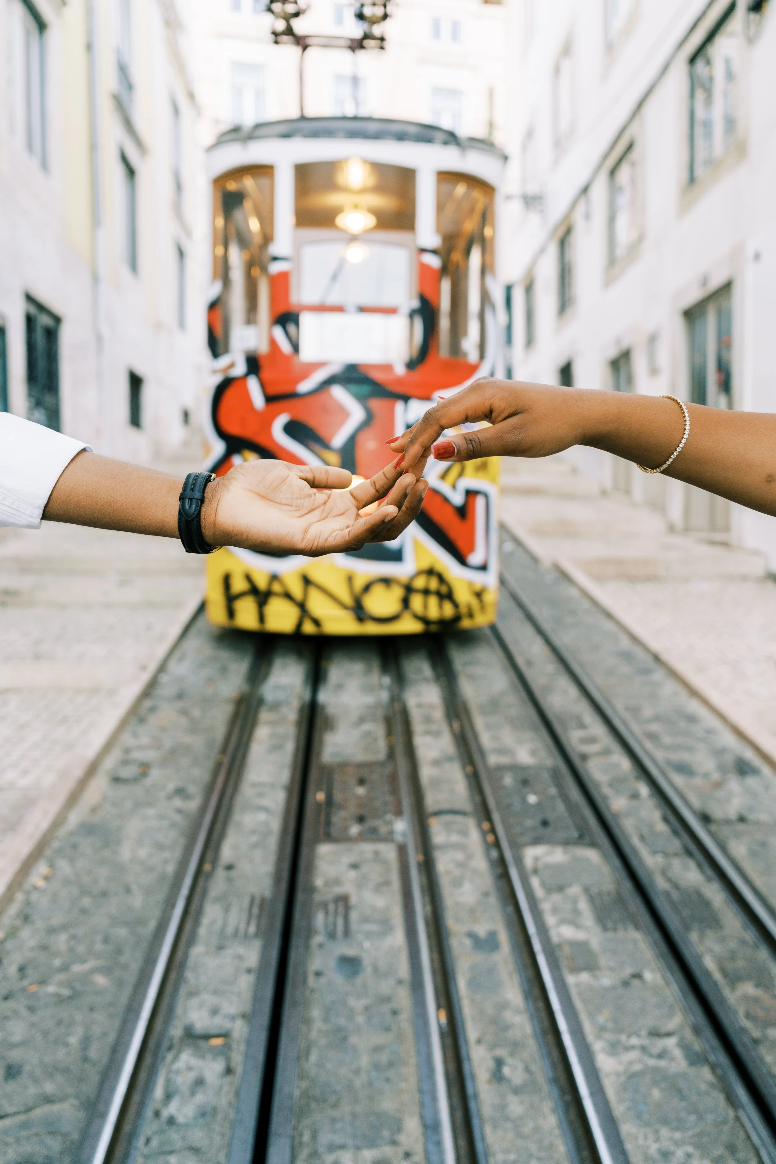 Bruna_Anercio_Couples_Photoshoot_Portugal_Catia_Dombaxe_Traveller_Europe27.jpg