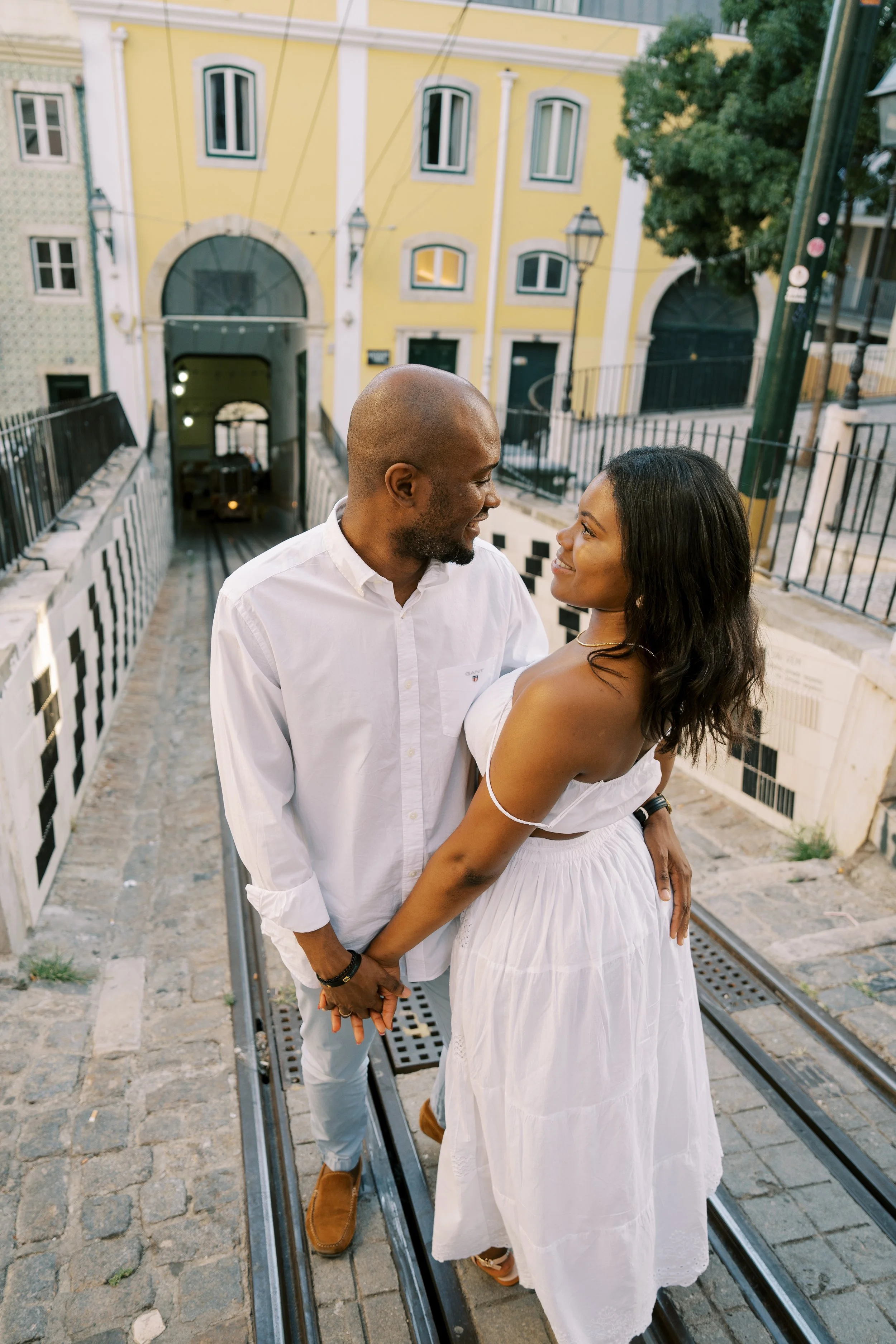 Bruna_Anercio_Couples_Photoshoot_Portugal_Catia_Dombaxe_Traveller_Europe11.jpg