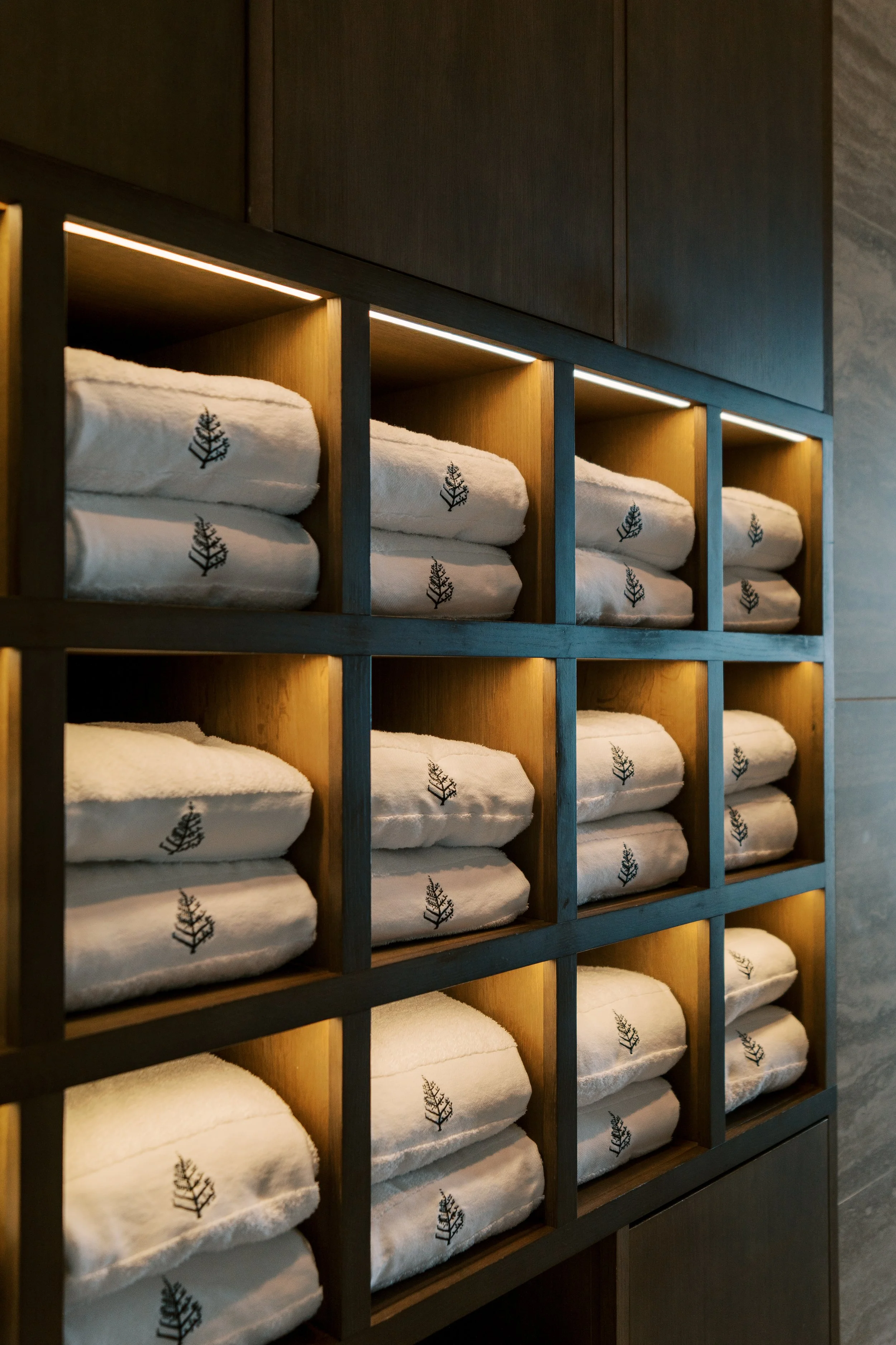 Four_Seasons_Philadelphia_Hotel_Dombaxe_Photography-70.jpg