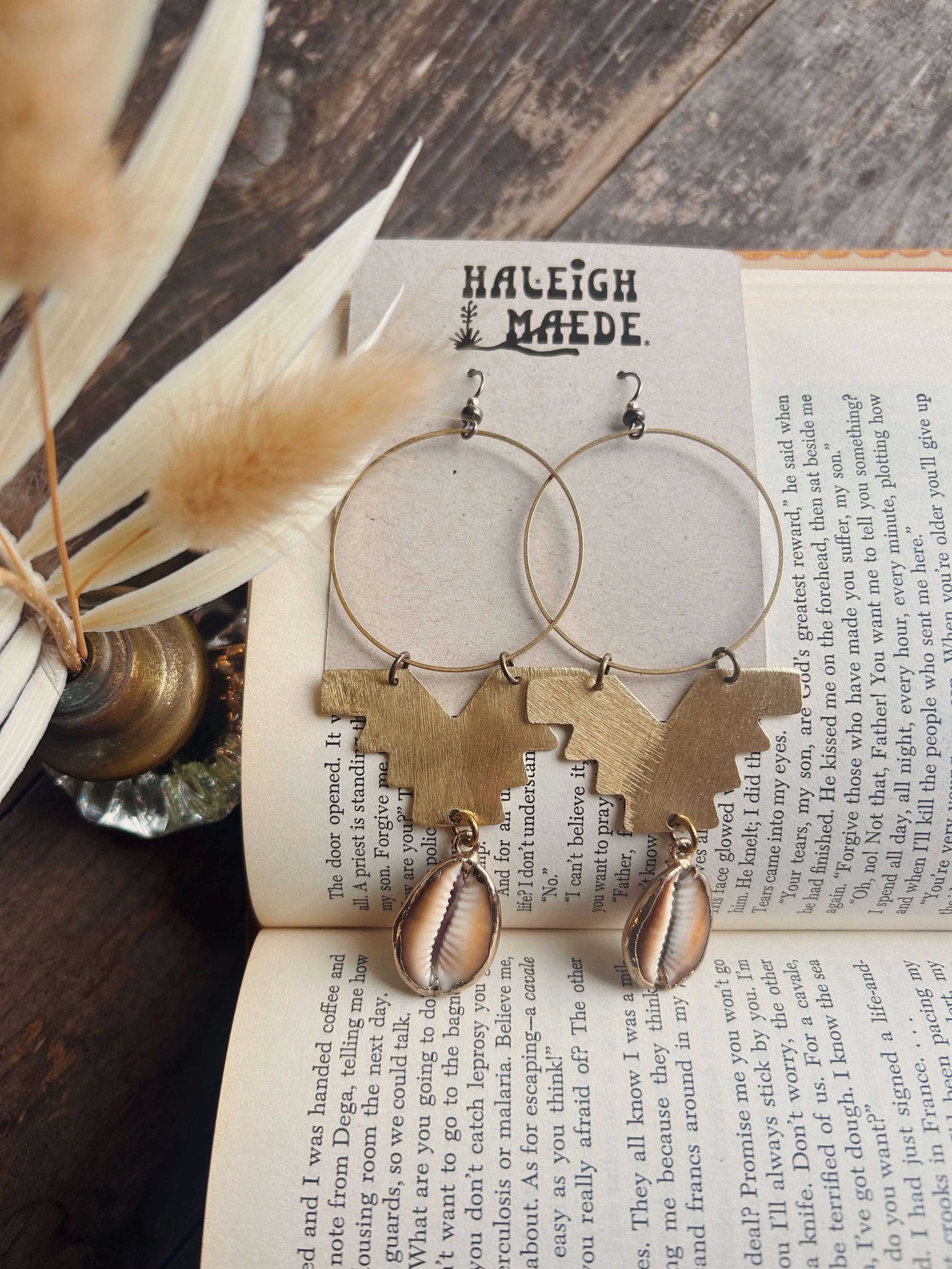 'The Laguna' Cowrie Shell Earrings