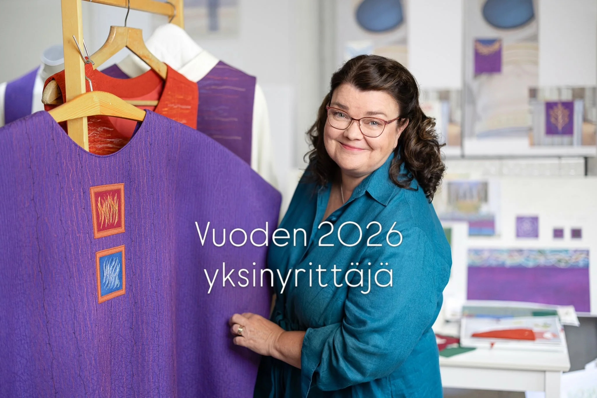 Olen Vuoden 2026 Valtakunnallinen yksinyritt&auml;j&auml;. 

Suomen Yritt&auml;j&auml;t my&ouml;nsi minulle t&auml;m&auml;n palkinnon. Tunnustus on suuri ilo ja kunnia. 

Yksinyritt&auml;ji&auml; on ⅔ kaikista yritt&auml;jist&auml;. 

Yritt&auml;jyys