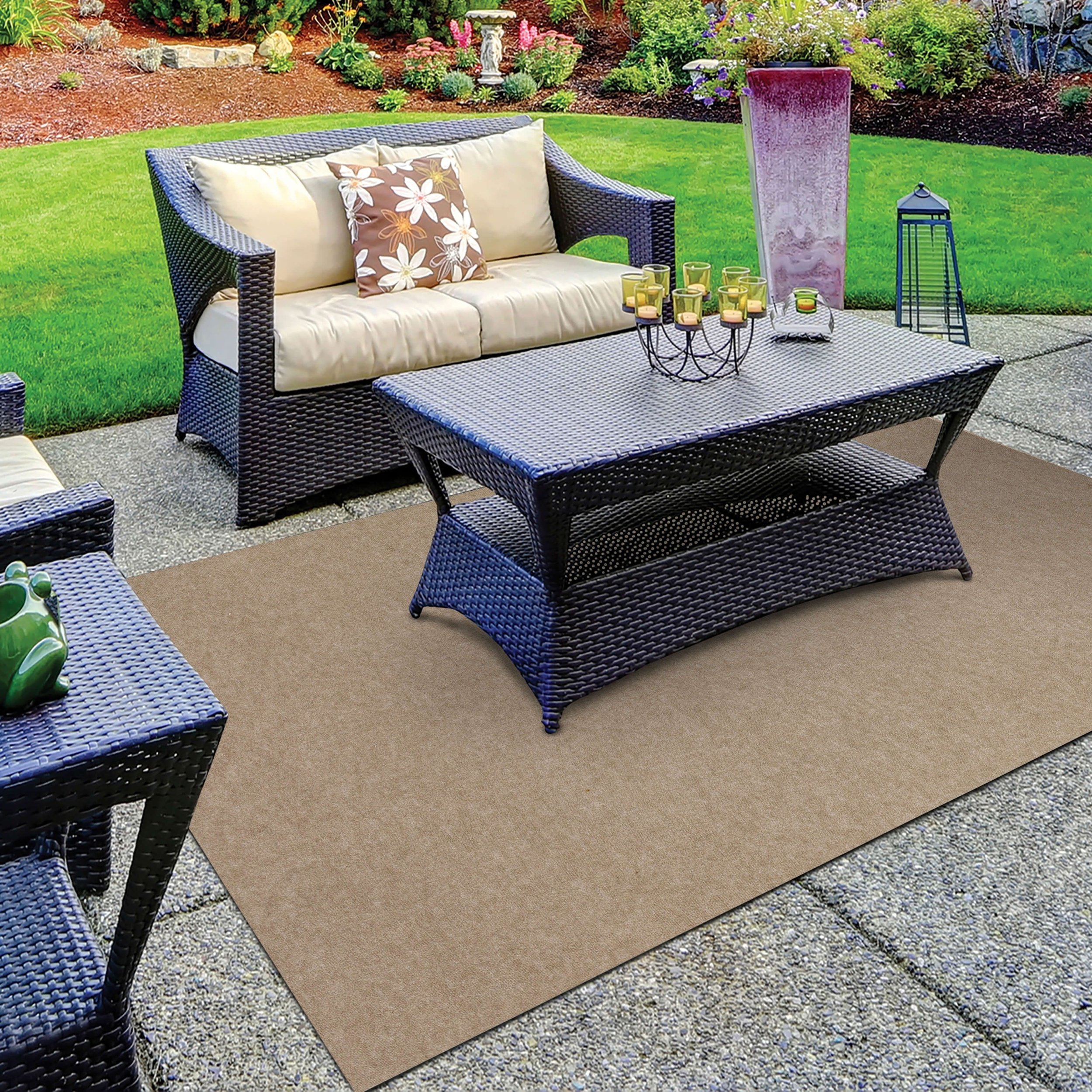 outdoor patio view.jpg