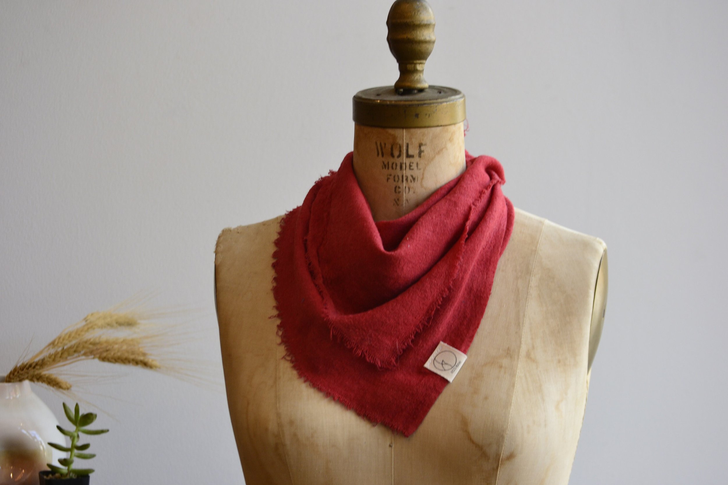 https://i.etsystatic.com/14157008/r/il/875207/1612601974/il_fullxfull.1612601974_7j7b.jpg