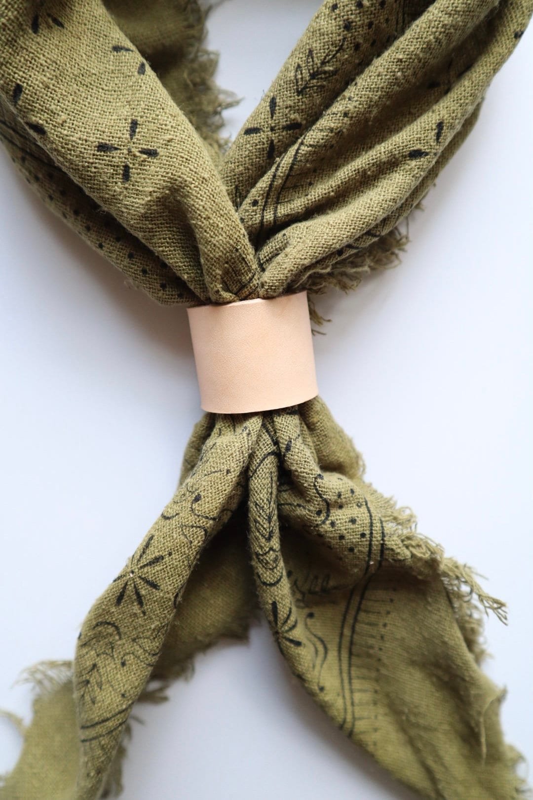 https://i.etsystatic.com/14157008/r/il/bd0d29/4015342106/il_fullxfull.4015342106_mudy.jpg