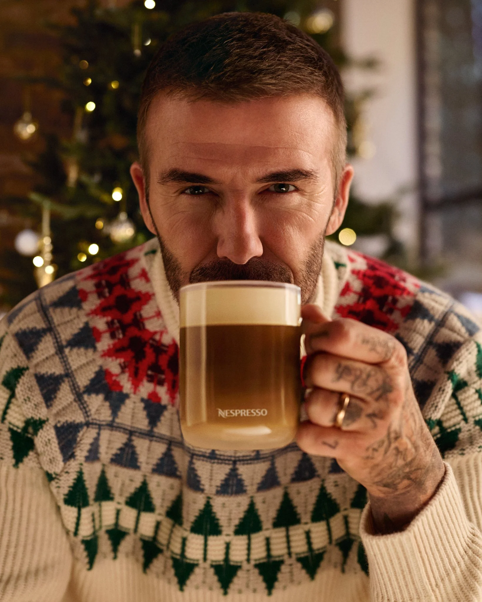 GArE7J-XQAACGMZ?forma