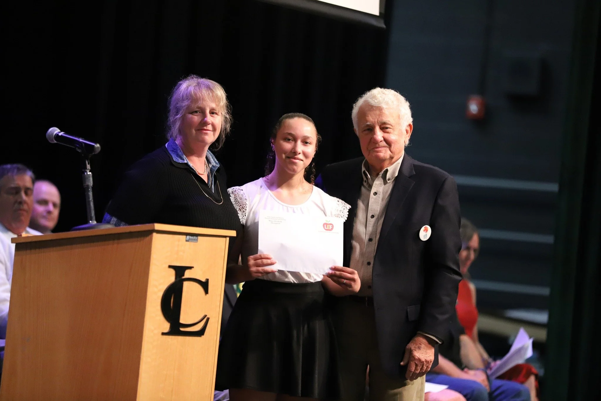 John (Jack) and Sharon Manzari Endowed Scholarship