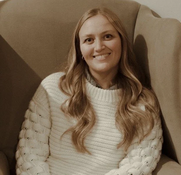 Rebecca Nicely Therapist