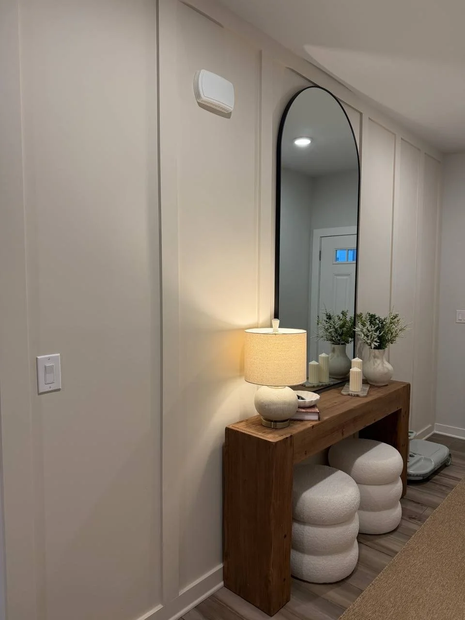 Floor-to-ceiling wall molding in an entryway, Charlotte NC