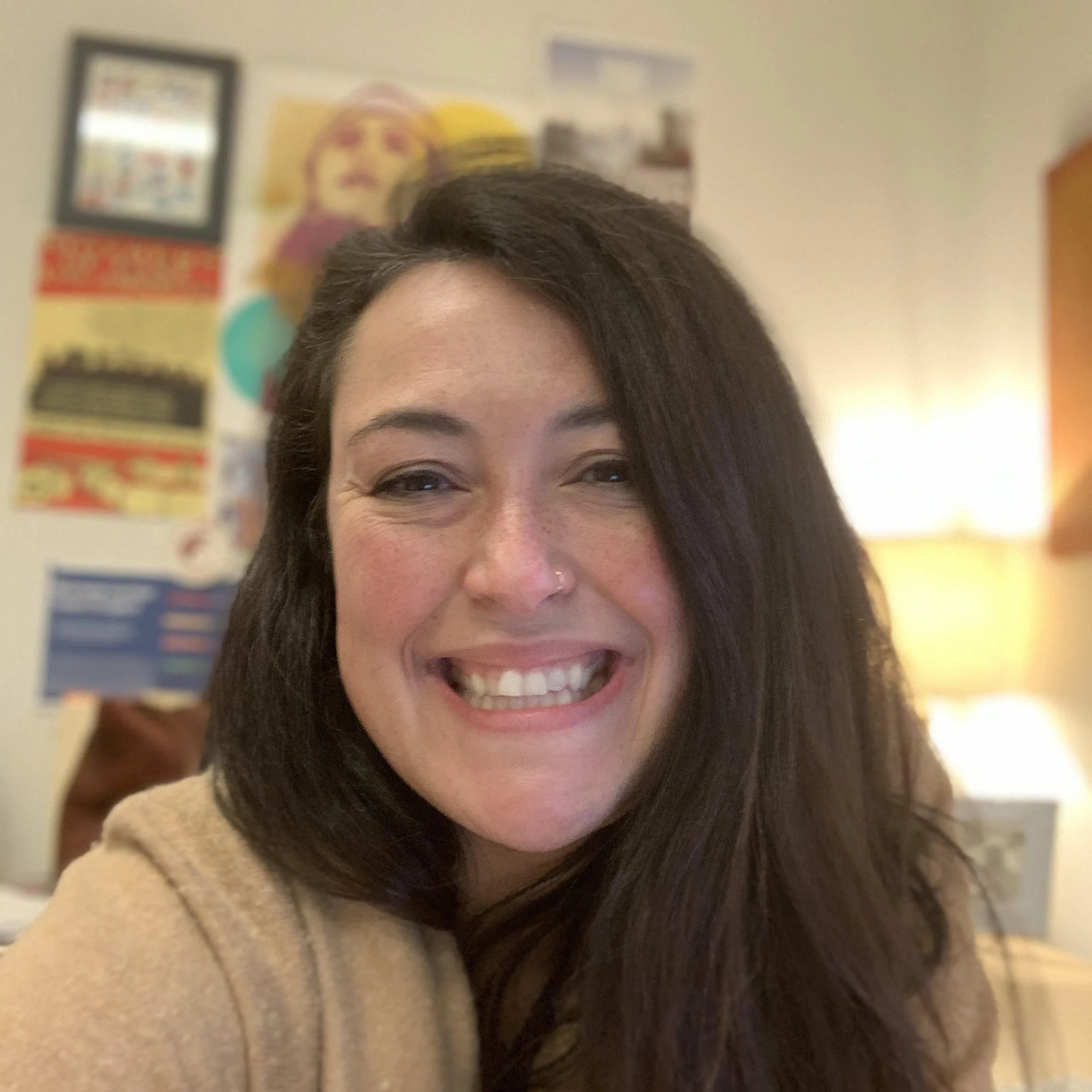 Headshot of Annie DelBusto Cohen