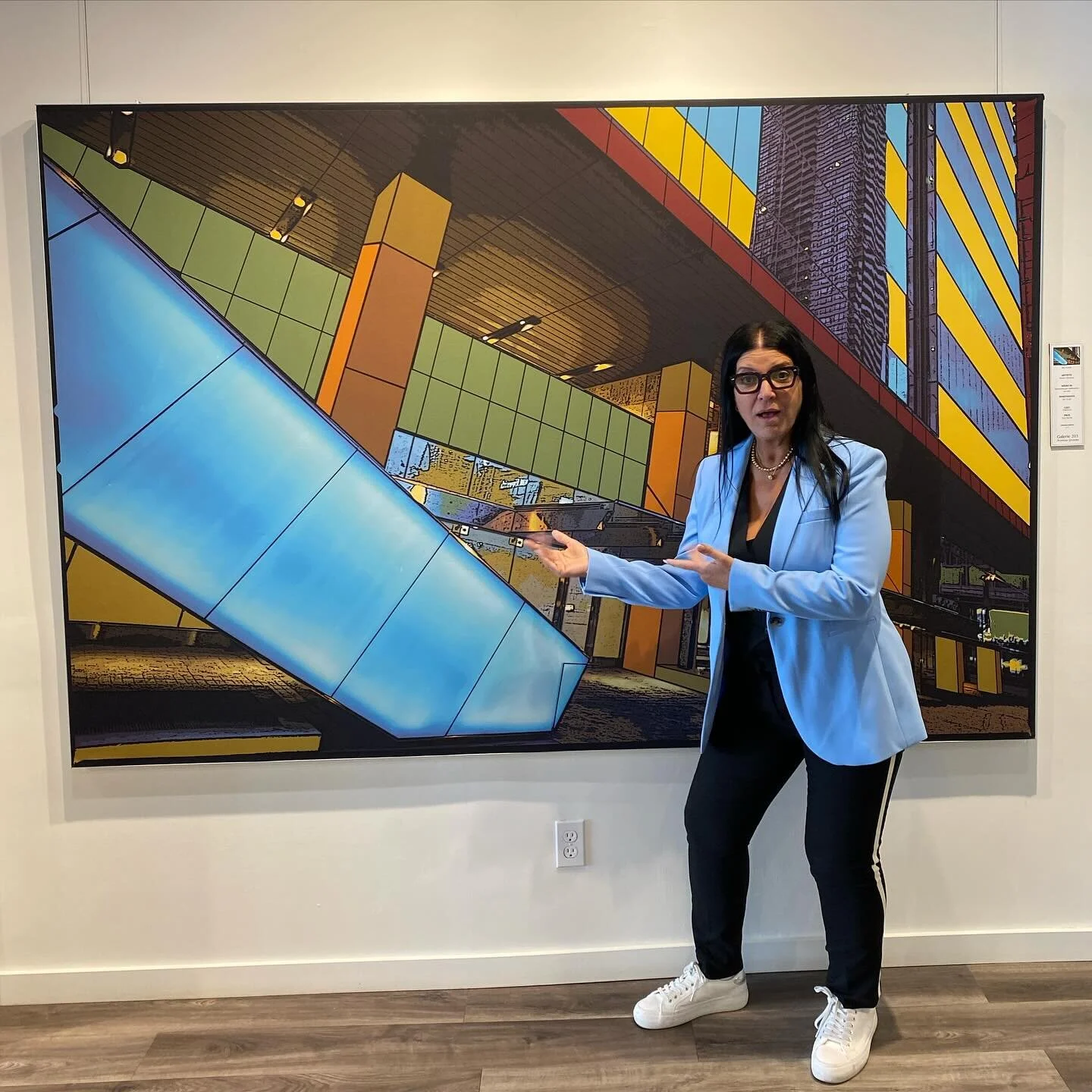 Reminiscing over last weeks vernissage for the talented Martin Gendron 

#artgallery #artmontreal #galerie203 #montrealvernissage #montreal #toronto #canadiancities #filmproducer #archotect #martingendron #visualart