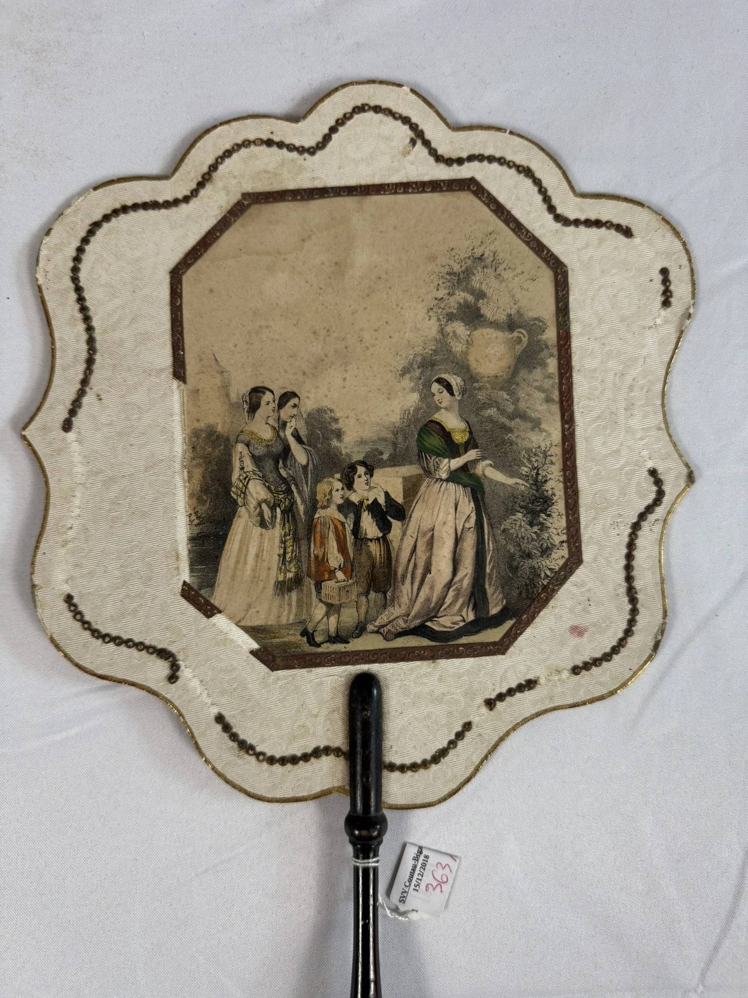antique-french-hand-fire-screen-ecran-a-main-romantic-1840-ivory-genre-scene-front.jpg