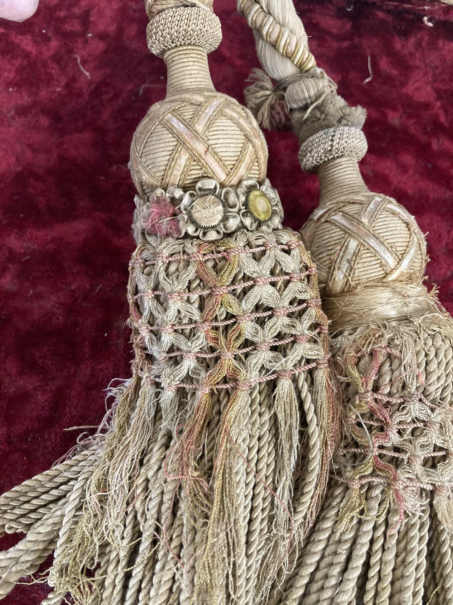 Château Passementerie Tassel Tieback Pair | Jacob Trudaine