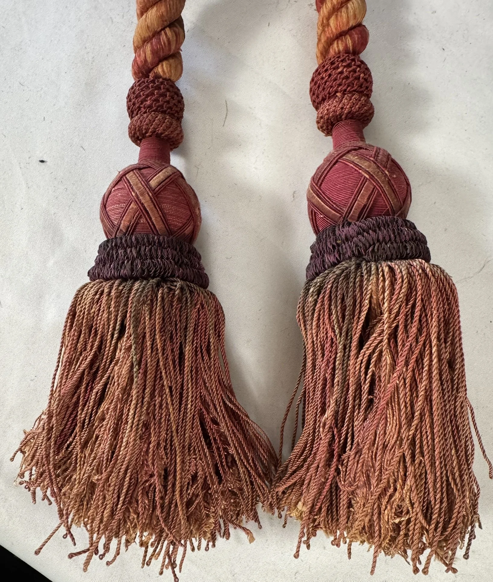 Antique French silk passementerie tieback with two lattice-head tassels, rust and gold color-shifting silk