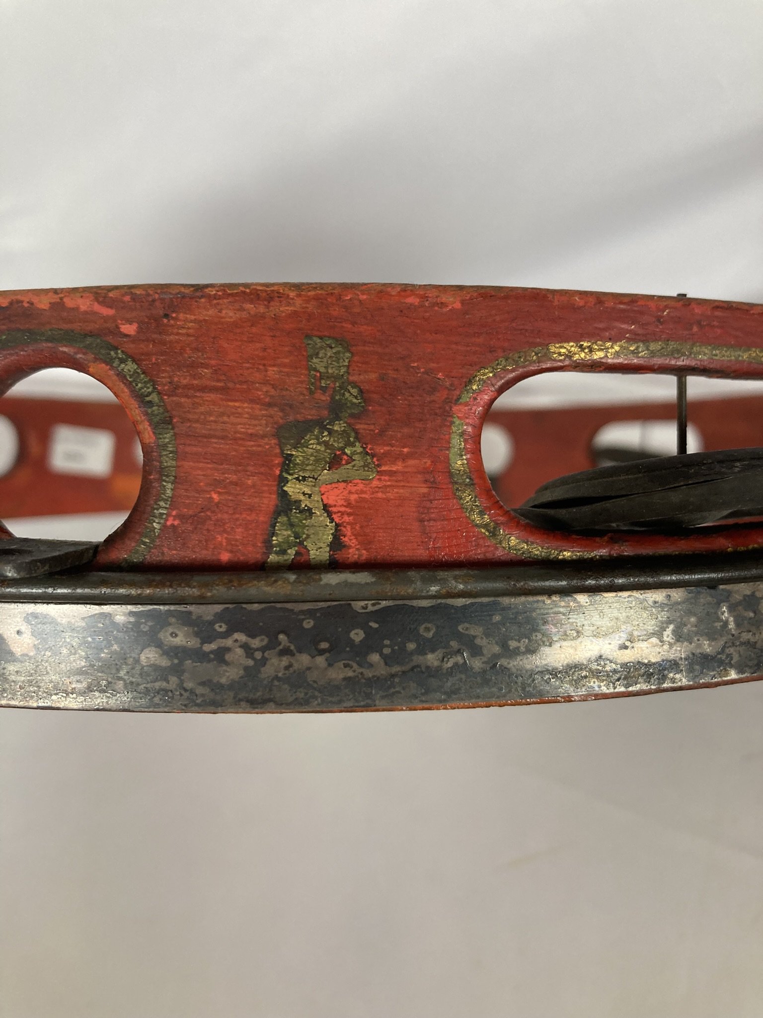 Antique French tambour de basque by Millereau of Paris, vermilion painted shell with gilt decoration
