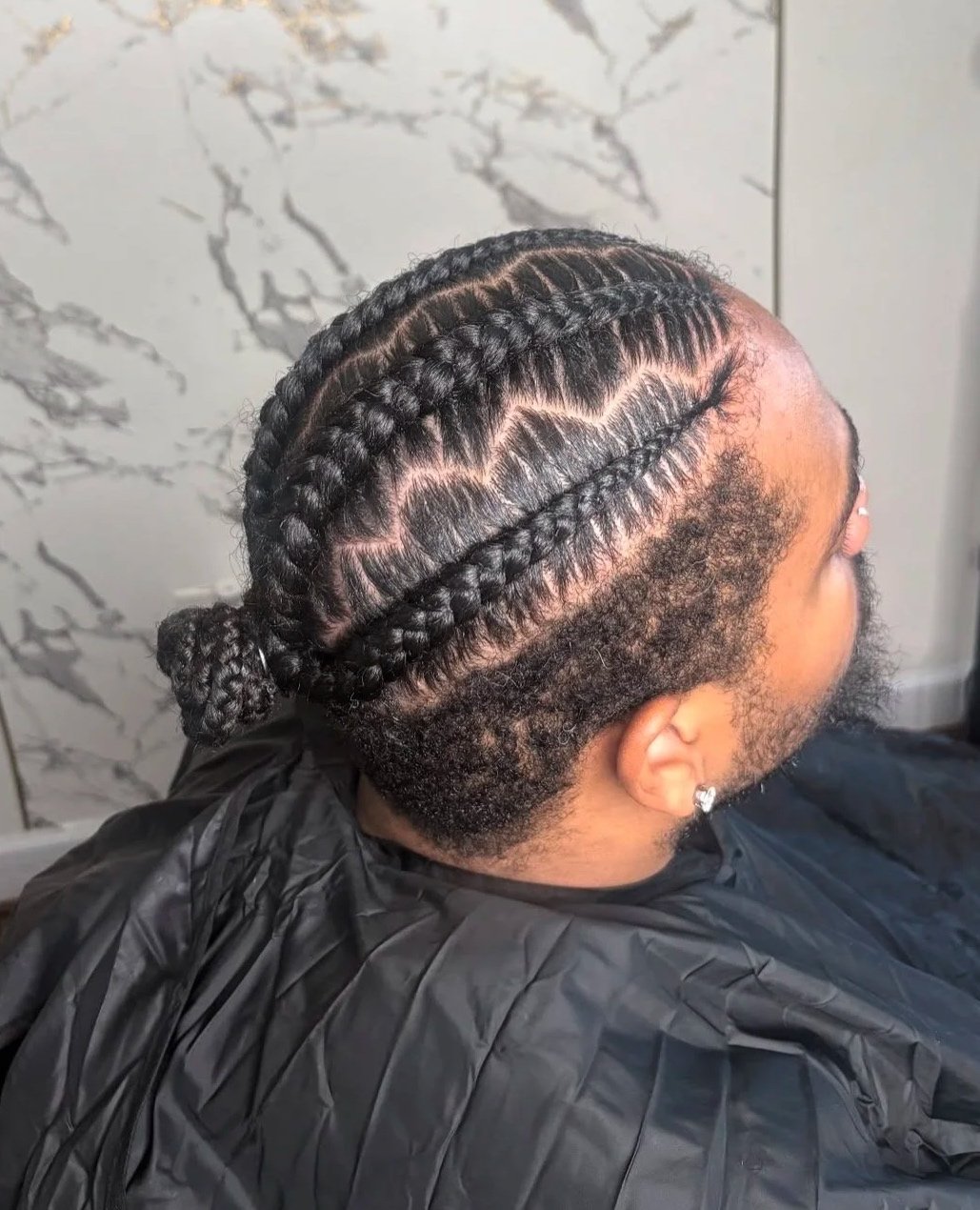 Cornrow with zig zag parts