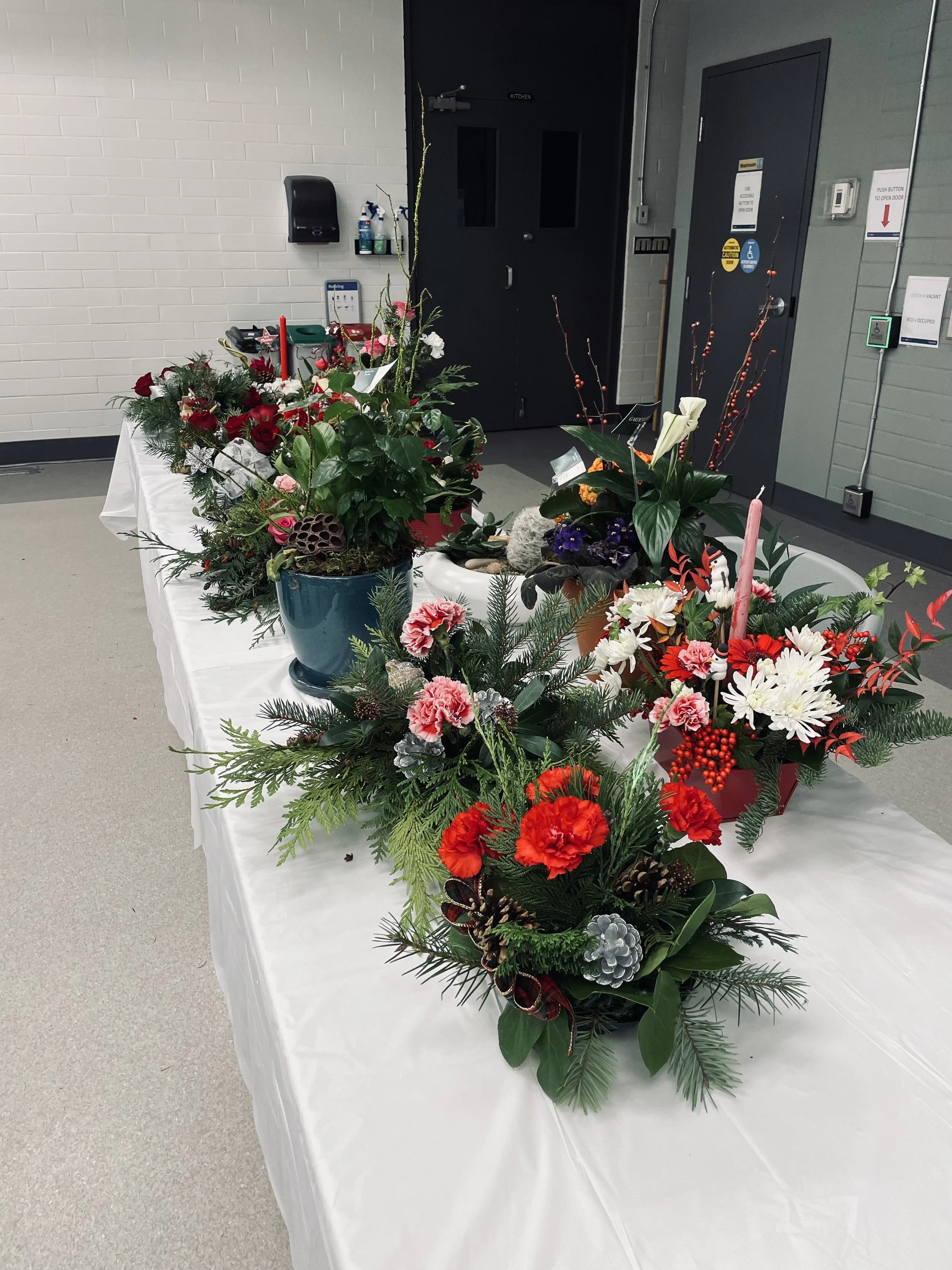 Holiday Centerpiece Designs