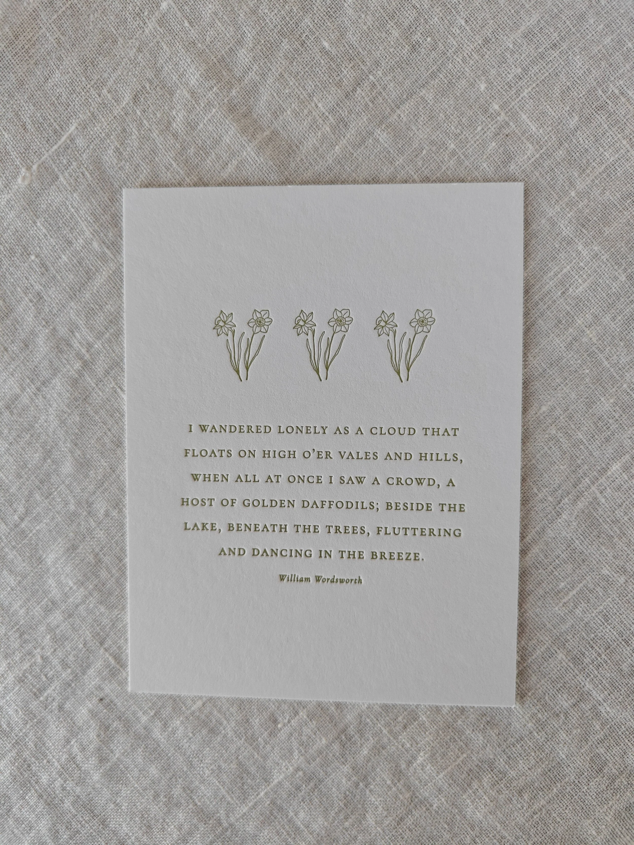 a host of golden daffodils