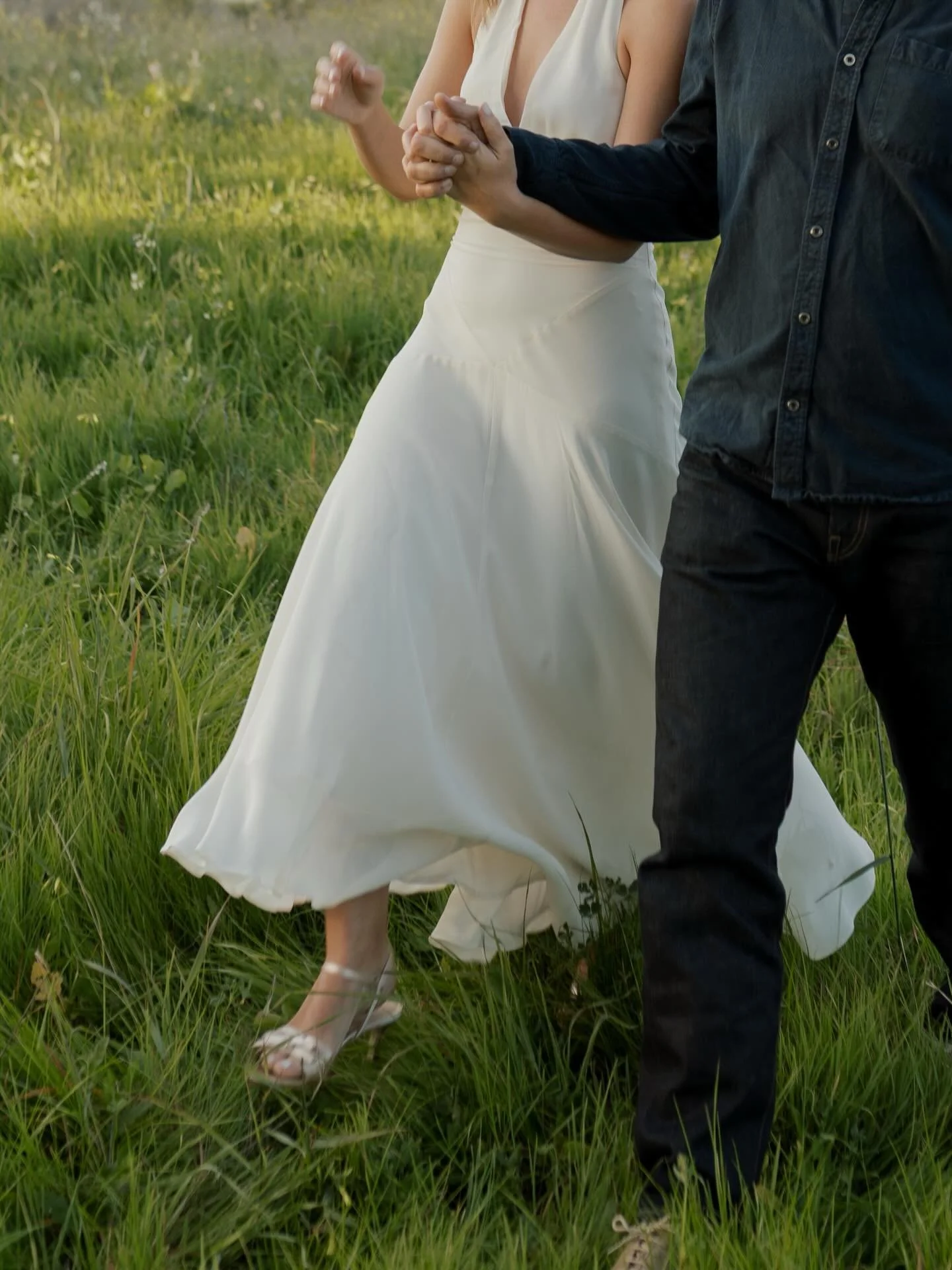 Can&rsquo;t even wait to capture these two in October 🤍