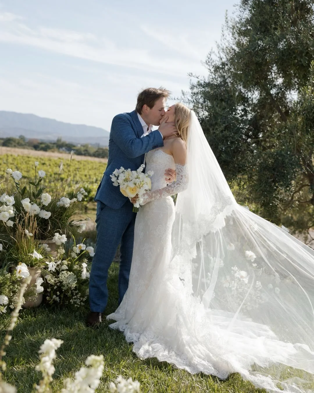 Emmerson &amp; Jake in Los Olivos - set at a family friend&rsquo;s vineyard, the day felt effortless, personal and full of understated beauty🤍

@jillandcoevents 
@ojalafloral 
@samarabeautysb 
@emmersonrosee