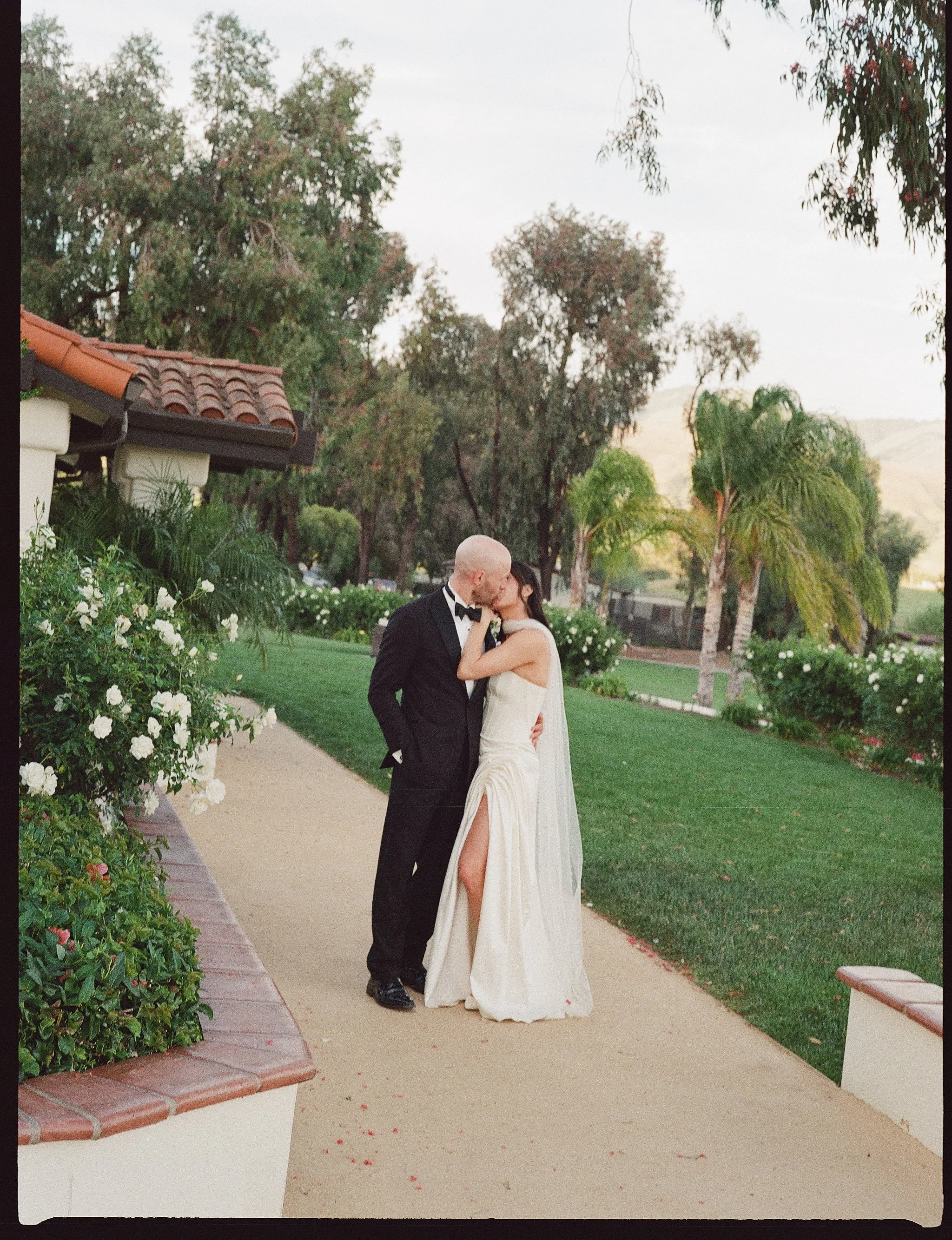 NICOLE DONNELLY PHOTOGRAPHY_FILM PREVIEW-35.jpg