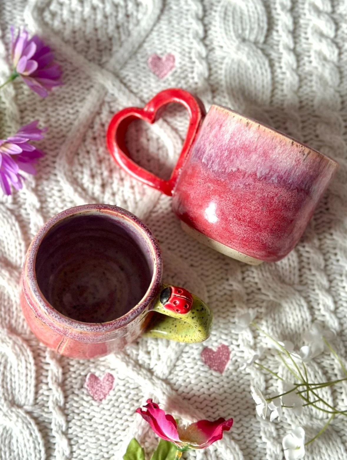 i <3 this pink mug duo 💌🌷🐞