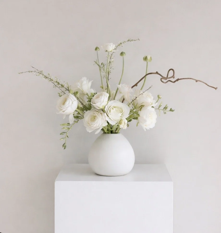 white budvase deluxe.jpg