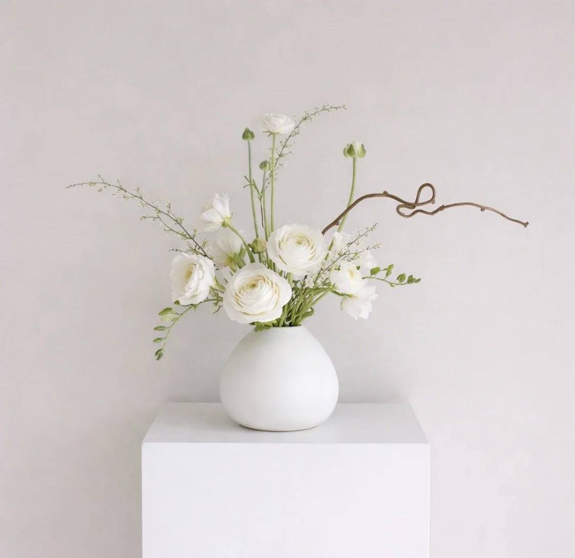 white budvase.jpg