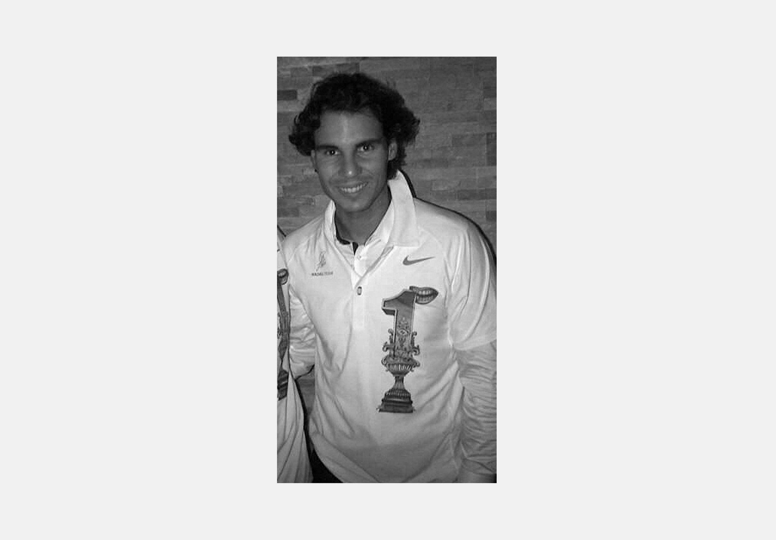 NIKE + NADAL TEAM Trophy_tshirt_n2.jpeg