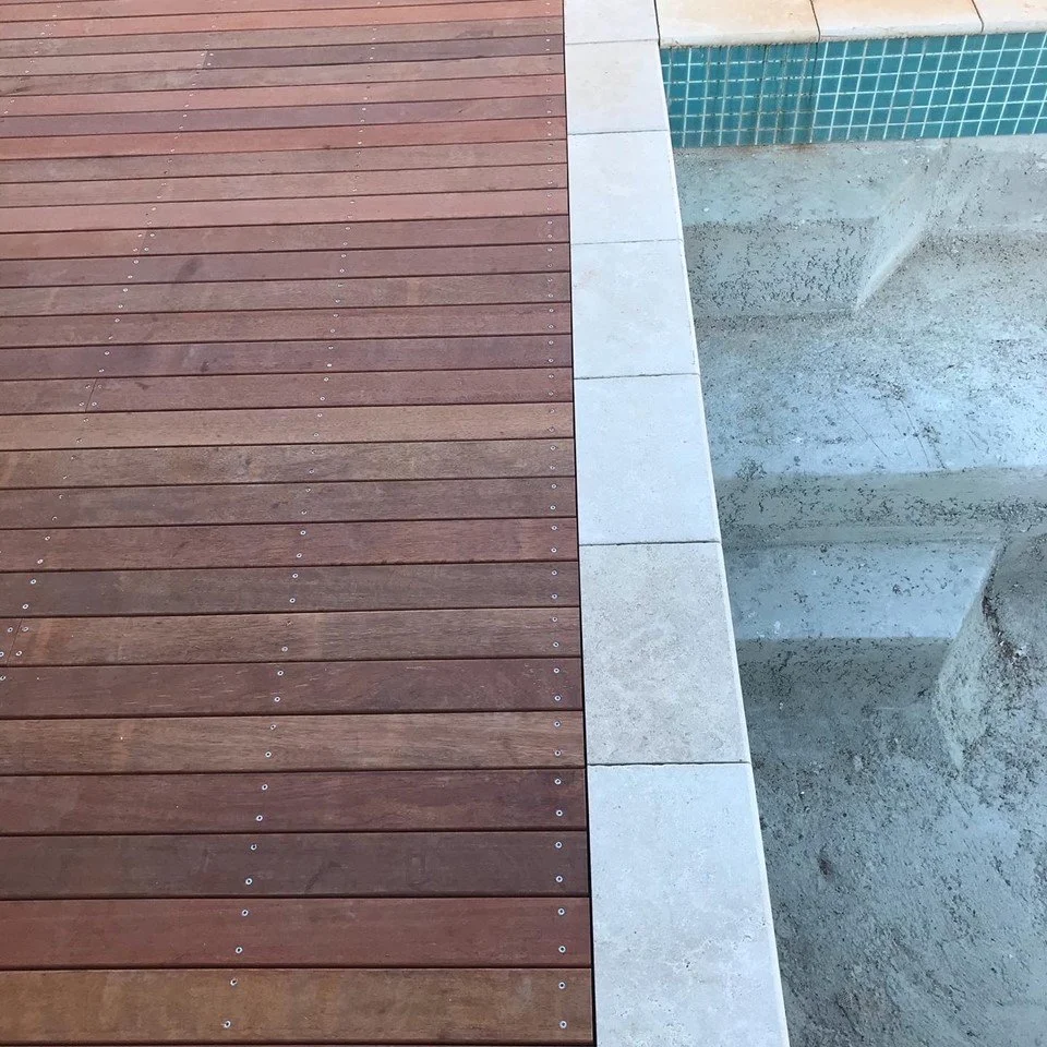 pool deck.jpg
