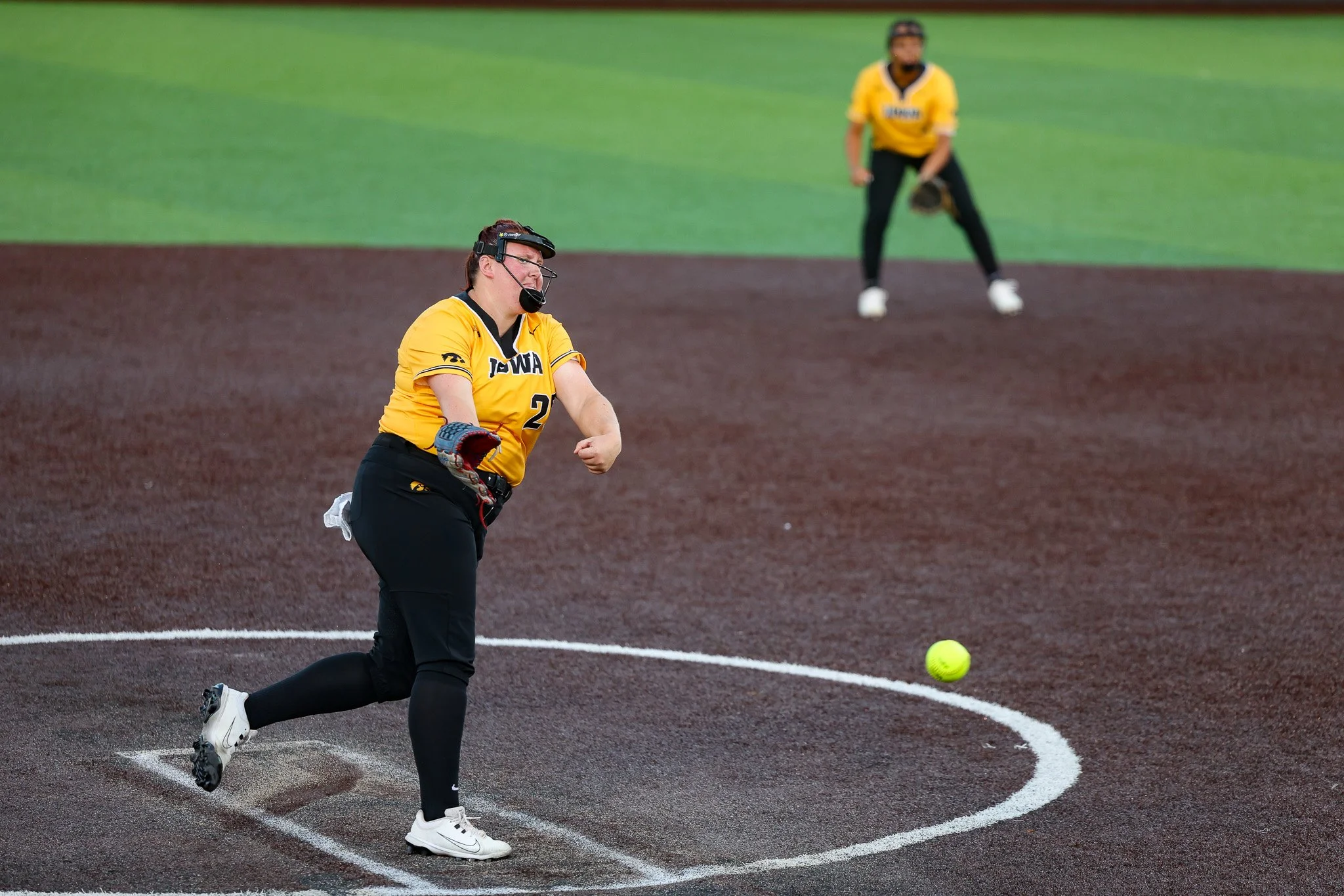 20251010_IOWA_SOFTBALL_VS_IOWACENTRALCC_JJ016.jpg