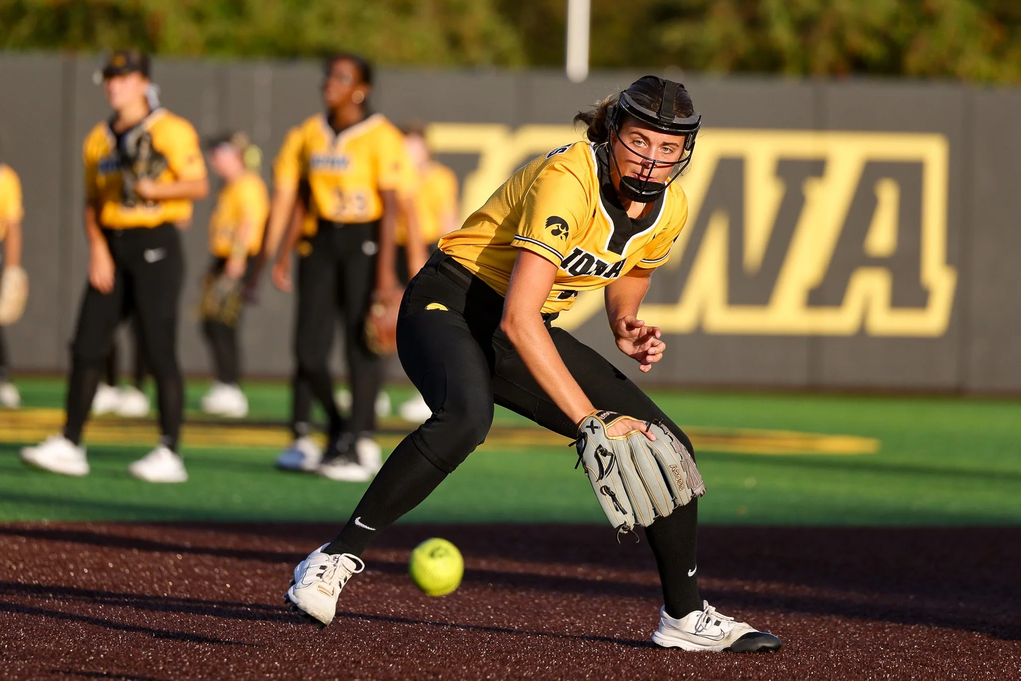 20251010_IOWA_SOFTBALL_VS_IOWACENTRALCC_JJ004.jpg