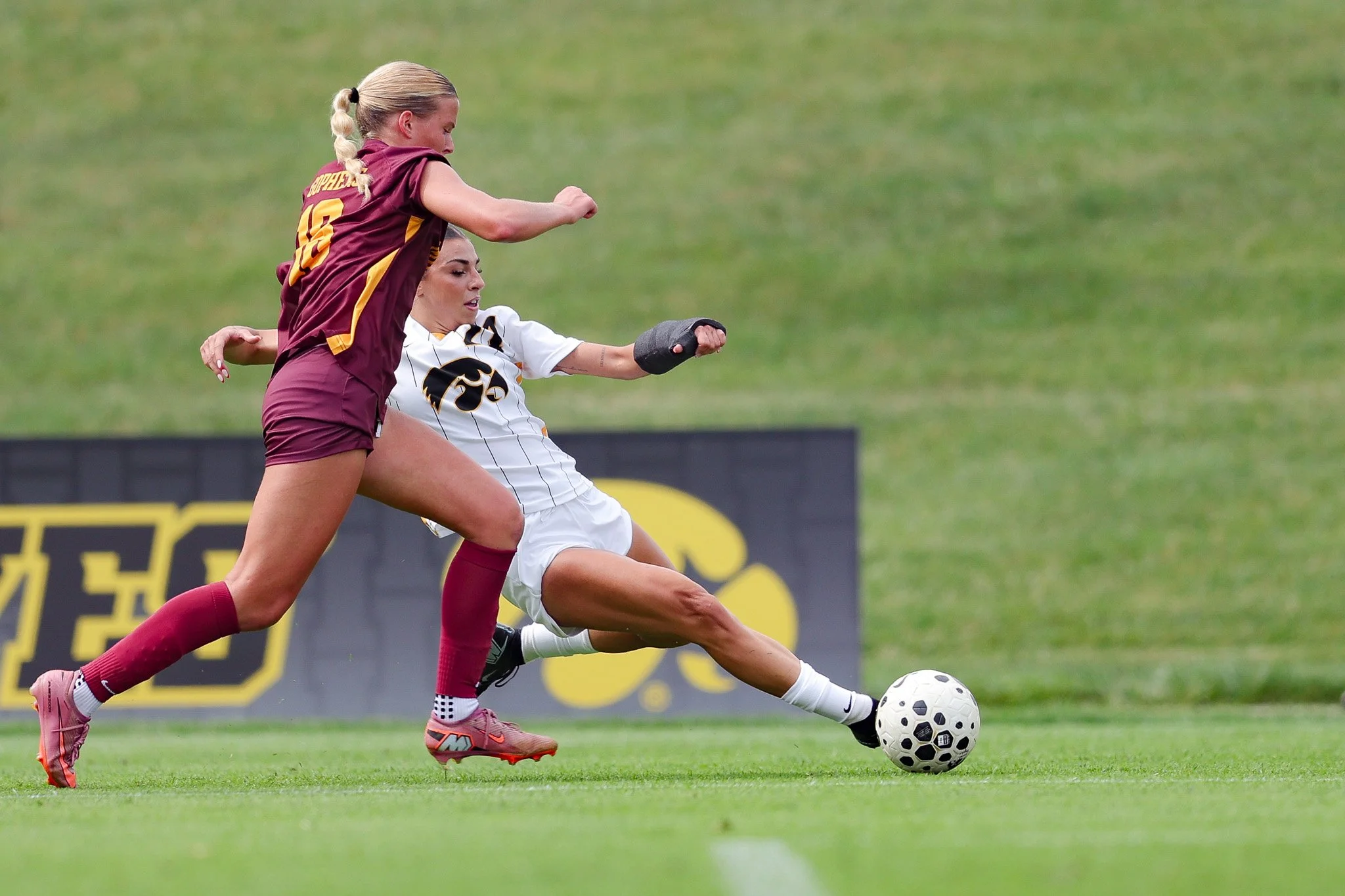 20250921_IOWA_SOCCER_VS_MINNESOTA_JJ 025.jpg