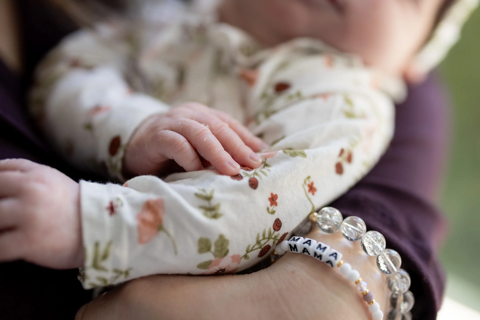 newborn baby fingers showing natural dry skin.jpg
