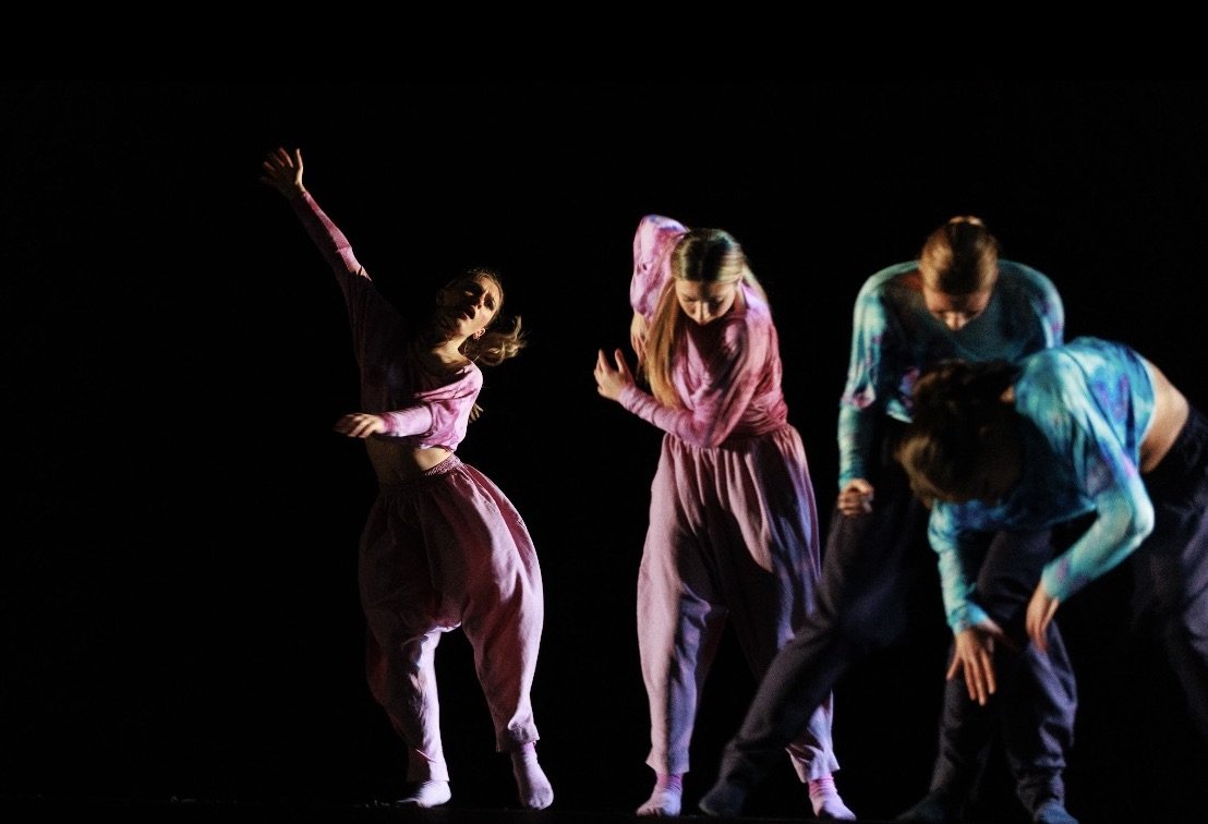 Photo by Jeremy Hogan from Schemas choreographed by Justin Sears-Watson. Ruth N. Halls Theater, Bloomington, IN.