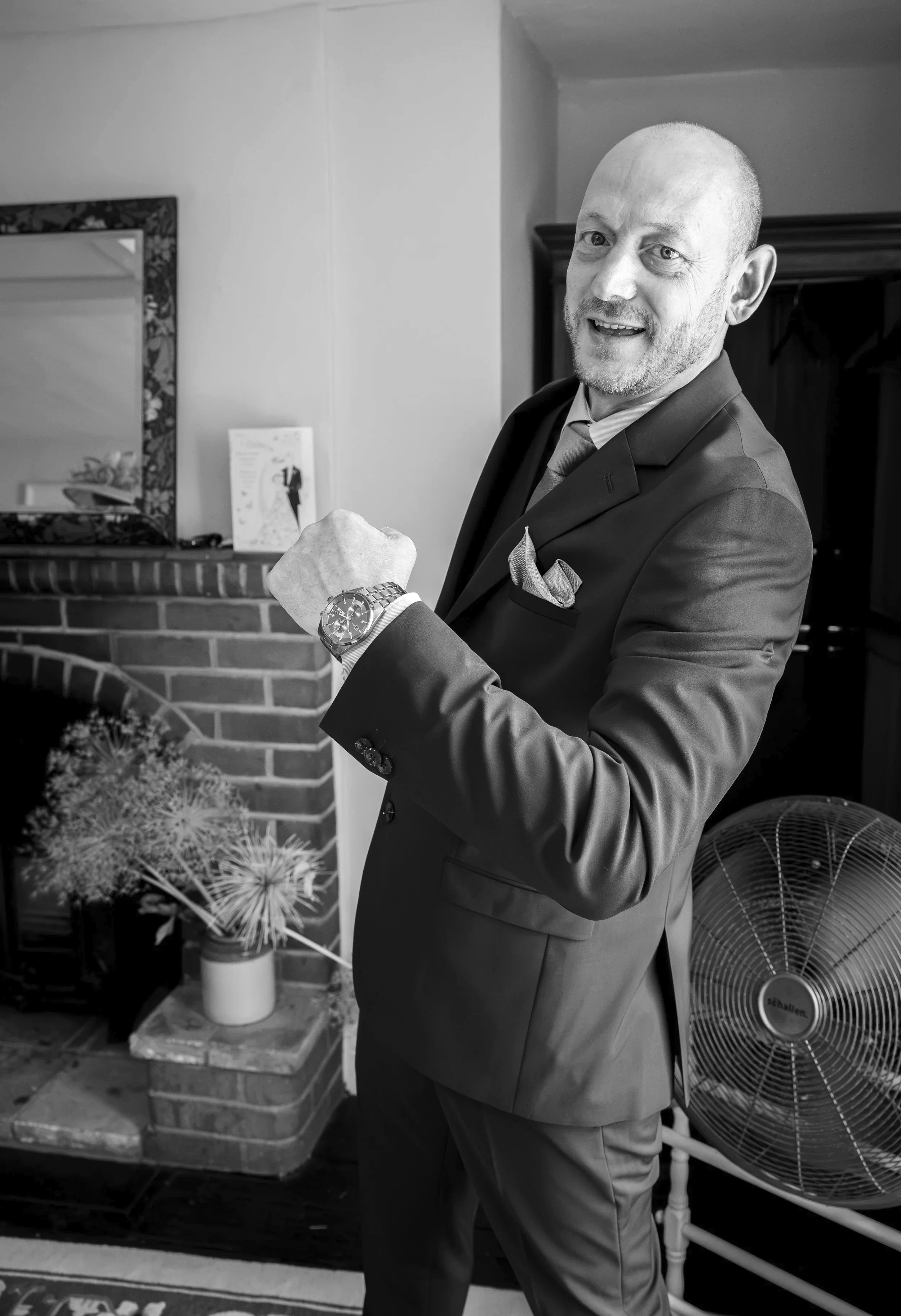 Lisa+and+Mark+Wedding+Day+15.08.26+-+Groom+Prep+-+Jane+Stewart+Photography+%2860+of+122%29.jpg