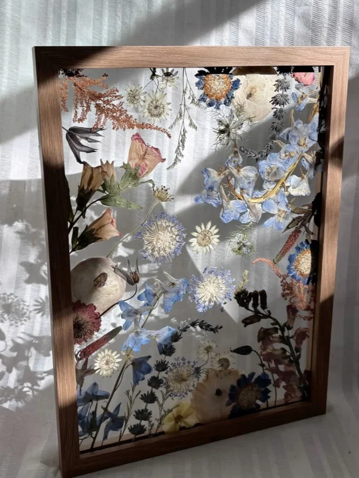 Rosie ✨
.
florals: @creationsbycoppola 
photography: @nativeoakstudios 
coordination: @oasiscoordination 
venue: @buildingbok 

#bouquetpreservation #phillybride #bokwed