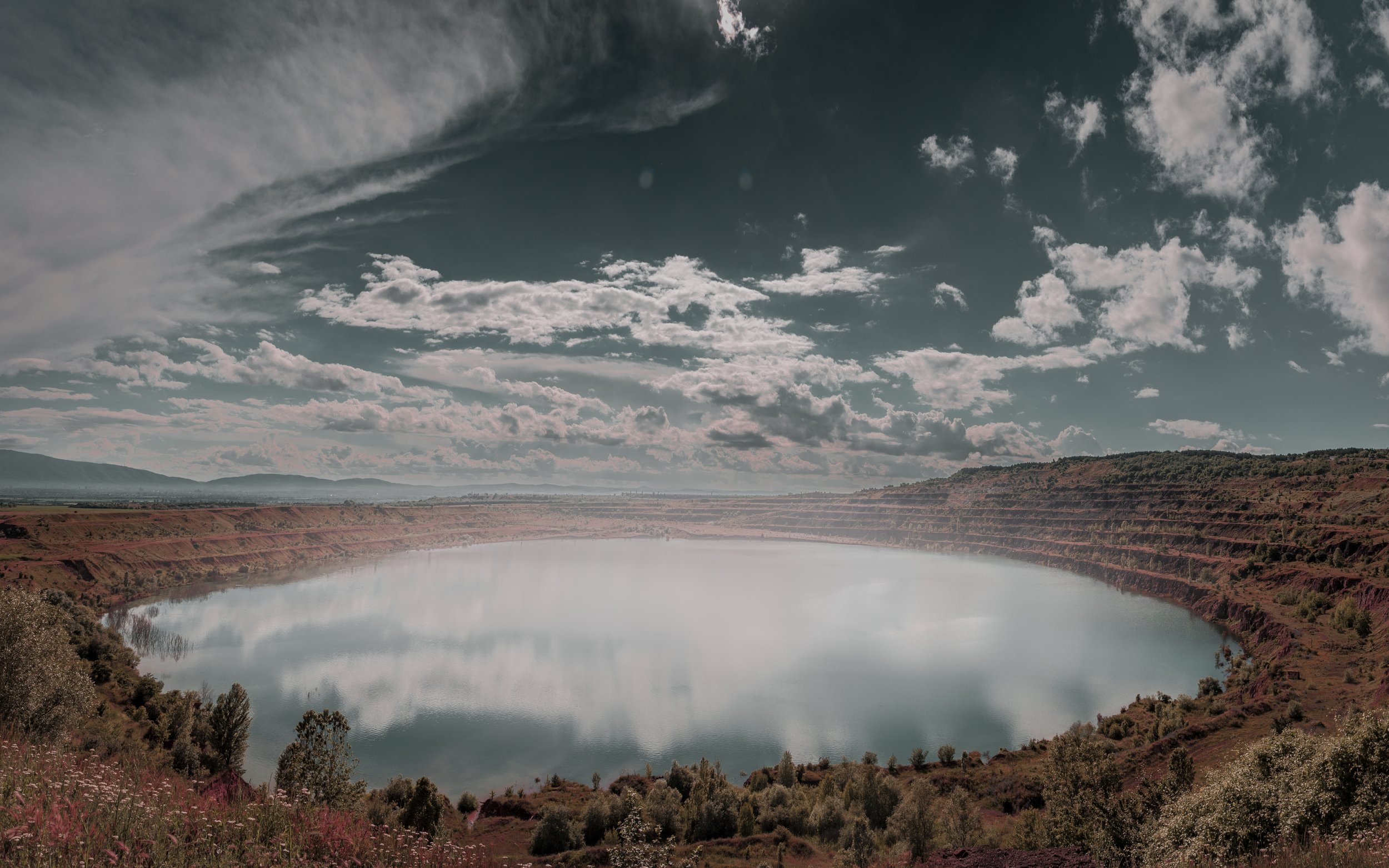 Kremikovtci pond.jpg