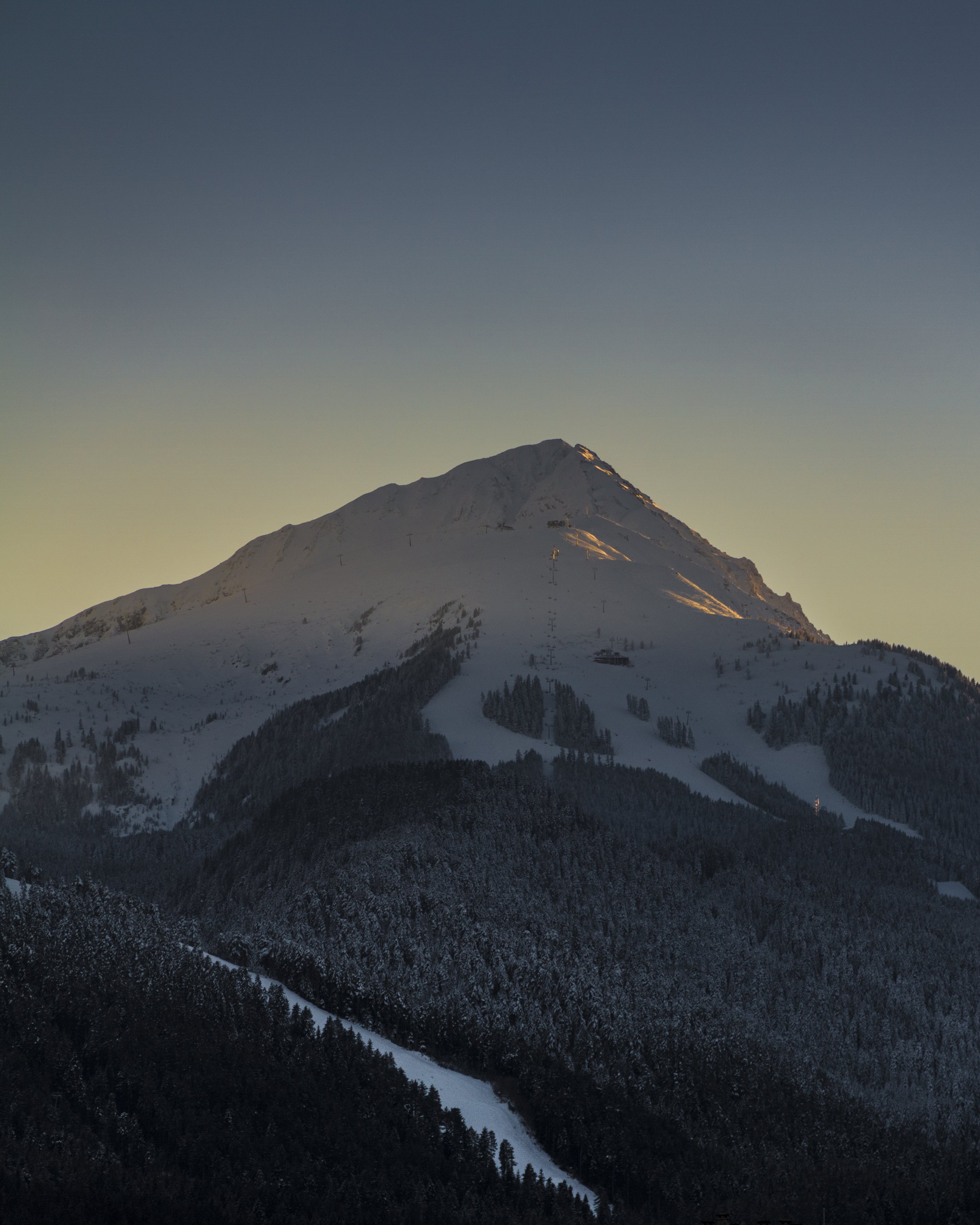 Bansko-Rila-Mountain.jpg